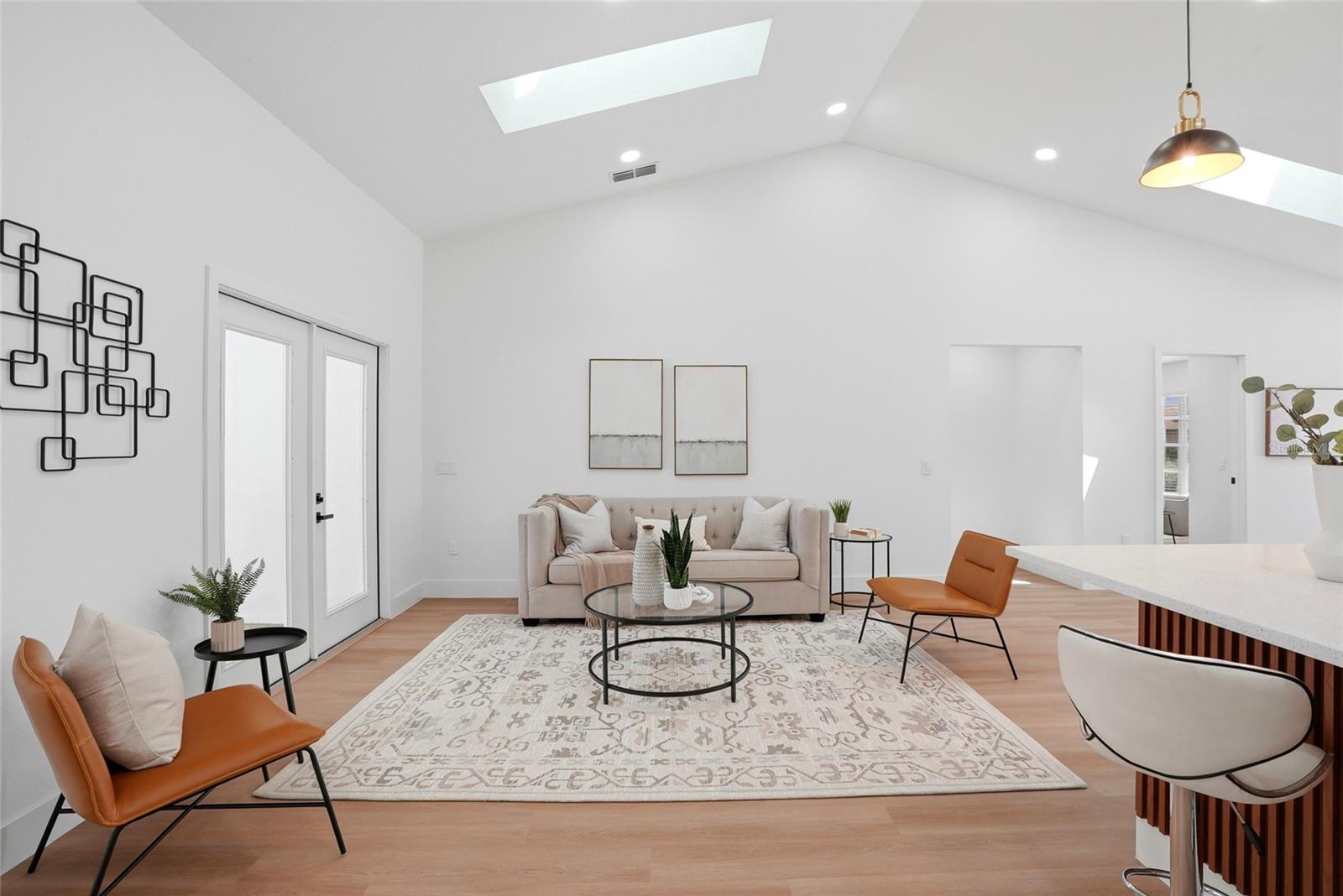 Image 9 of 51 For 4816 79th Avenue Plaza E