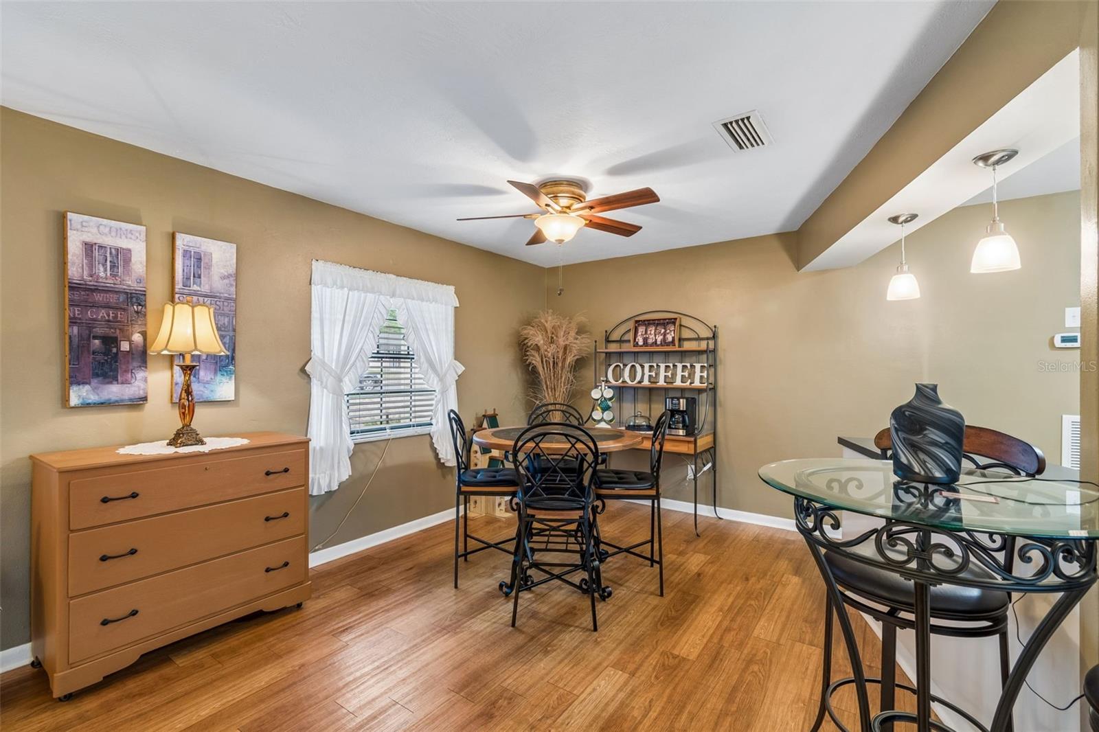 Image 14 of 54 For 7253 Tarrytown Drive