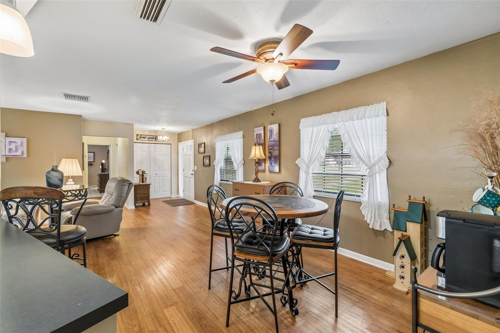 Image 15 of 54 For 7253 Tarrytown Drive