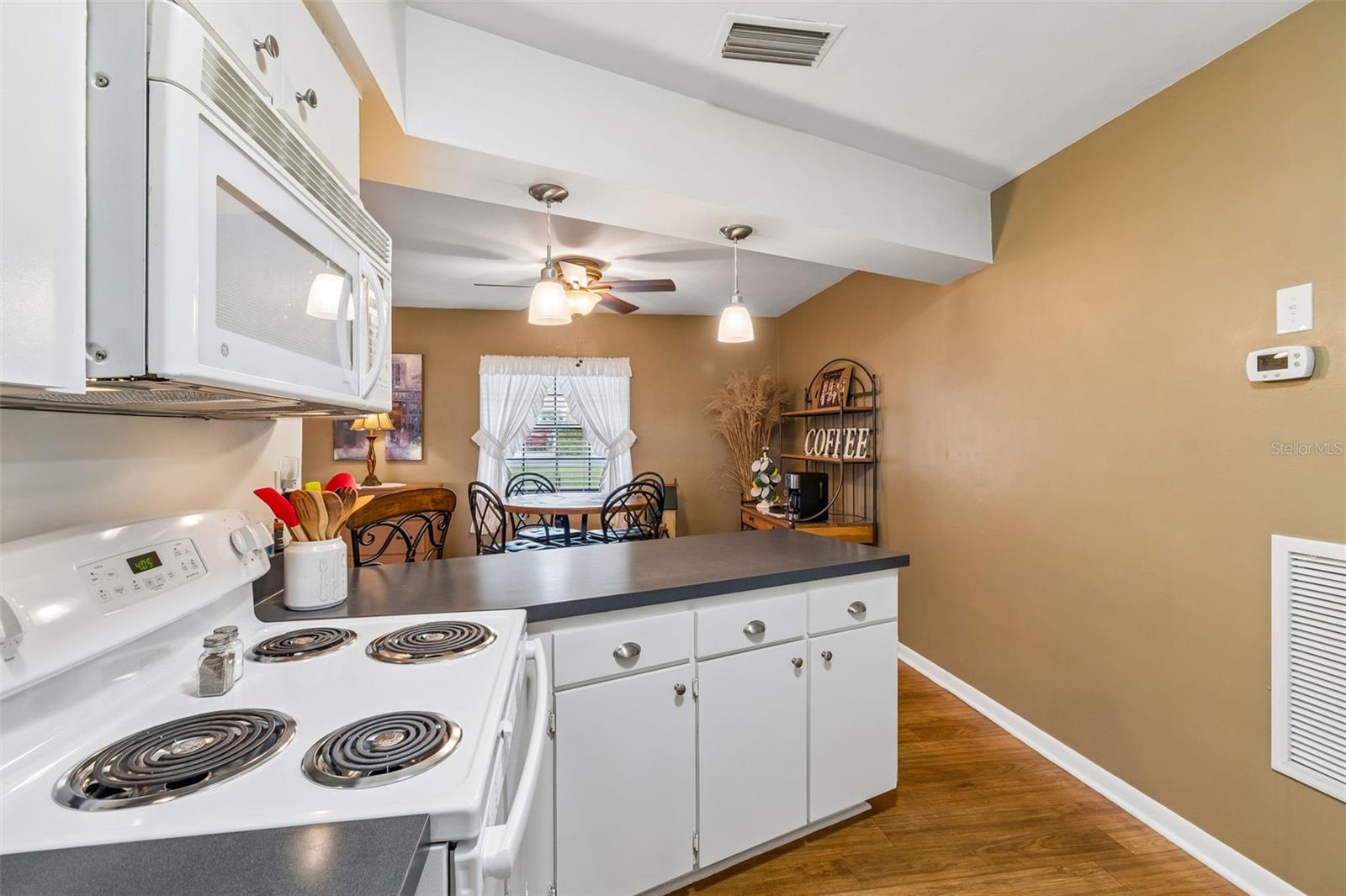 Image 17 of 54 For 7253 Tarrytown Drive