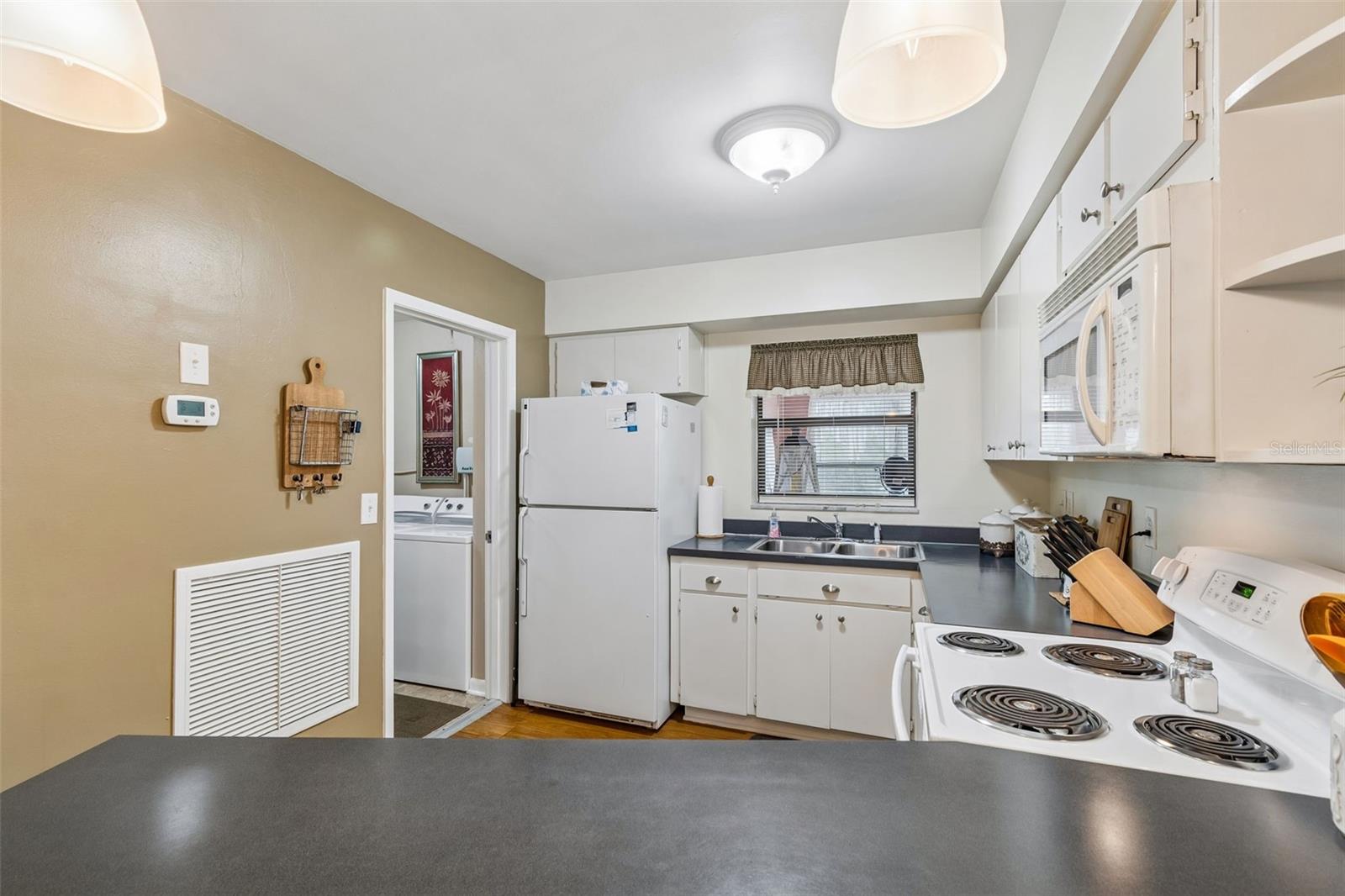 Image 19 of 54 For 7253 Tarrytown Drive