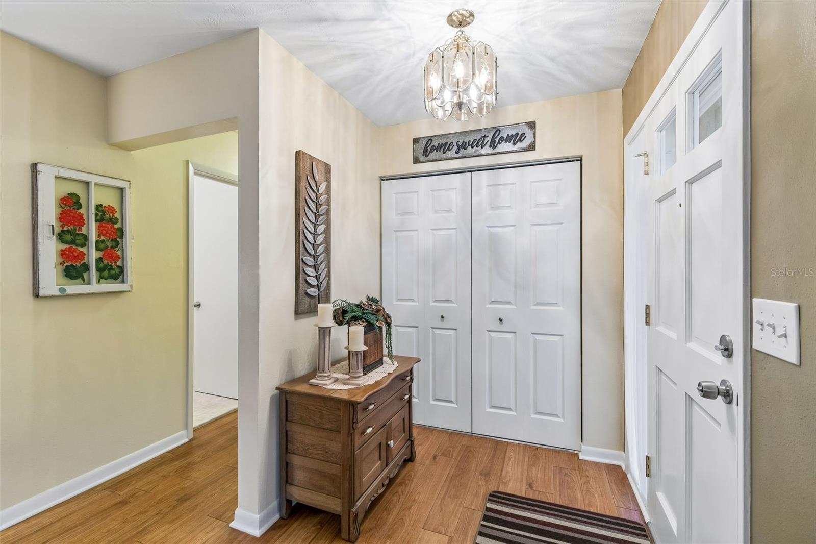 Image 4 of 54 For 7253 Tarrytown Drive