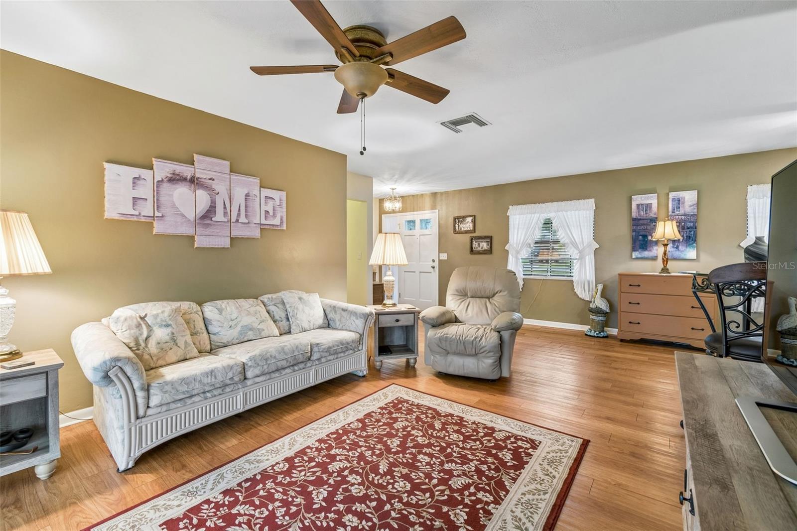 Image 8 of 54 For 7253 Tarrytown Drive