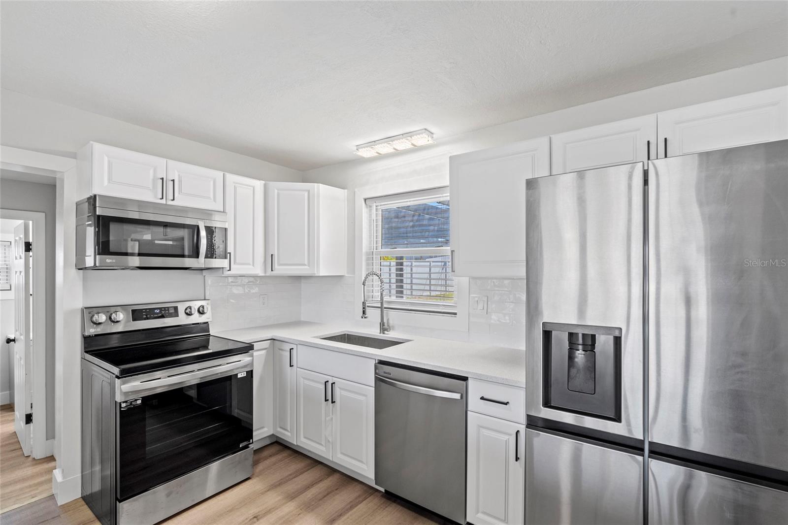 Image 10 of 29 For 2003 6th Place Sw