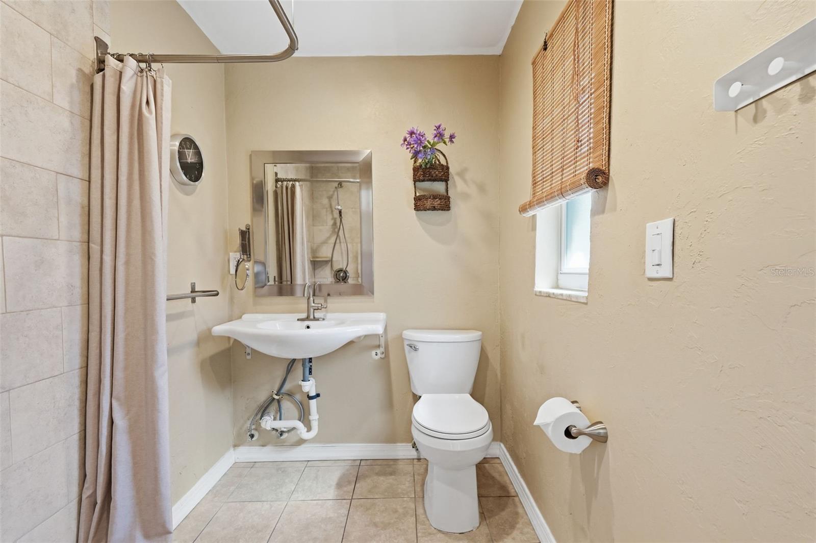 Image 12 of 27 For 2171 Scotland Drive