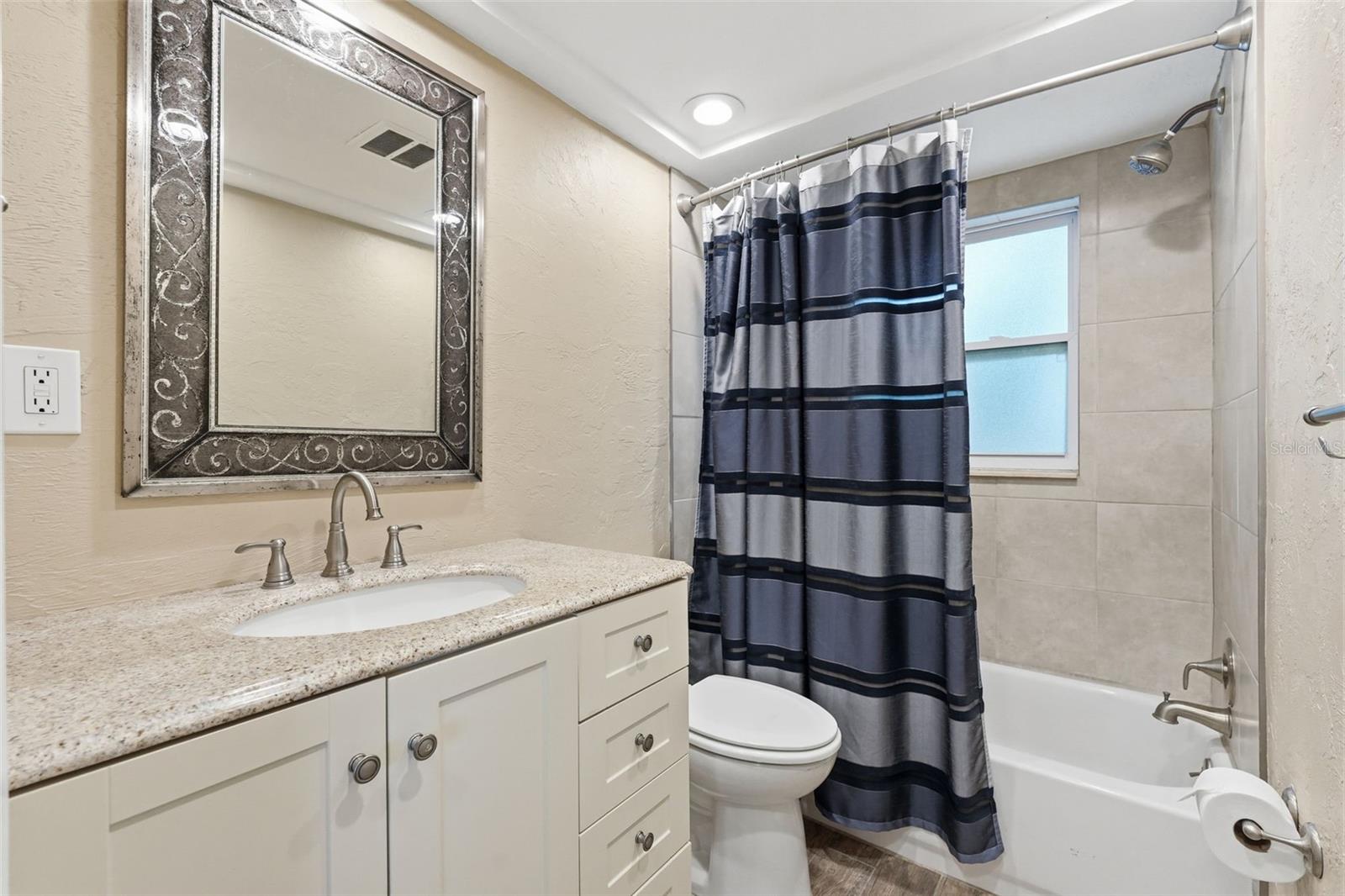 Image 16 of 27 For 2171 Scotland Drive