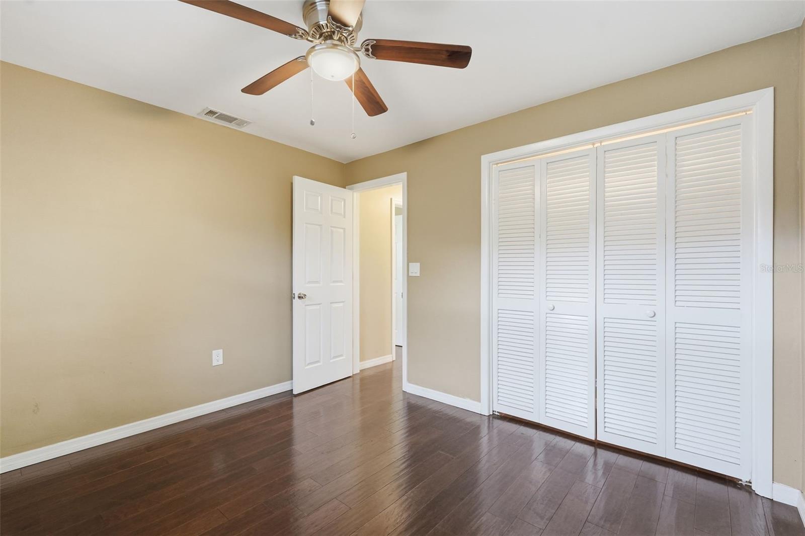 Image 17 of 27 For 2171 Scotland Drive