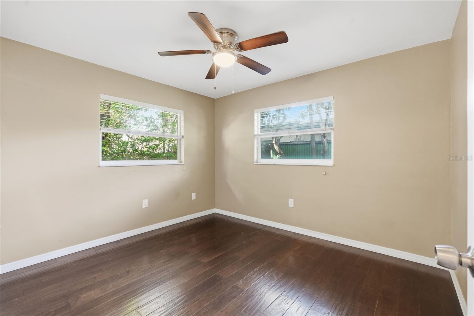 Image 18 of 27 For 2171 Scotland Drive