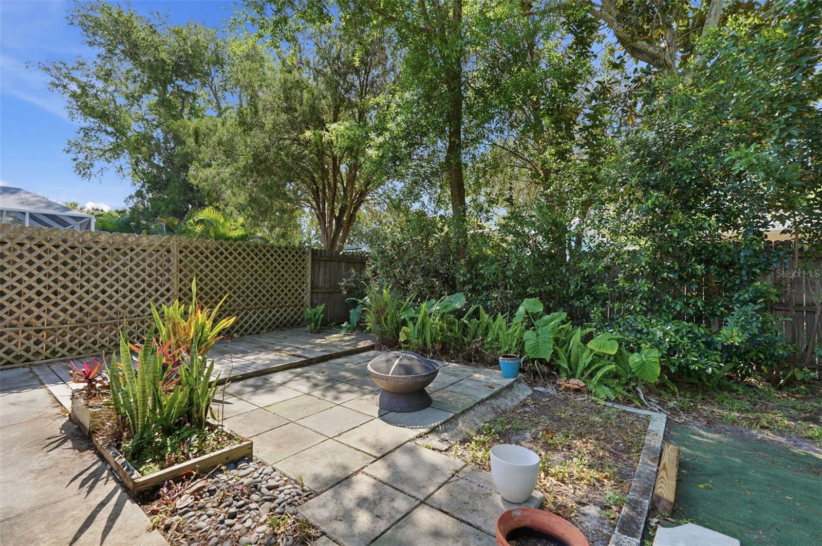 Image 25 of 27 For 2171 Scotland Drive