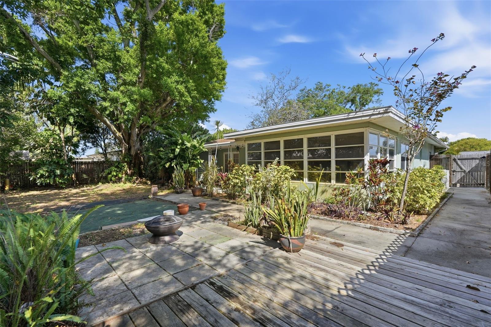 Image 26 of 27 For 2171 Scotland Drive