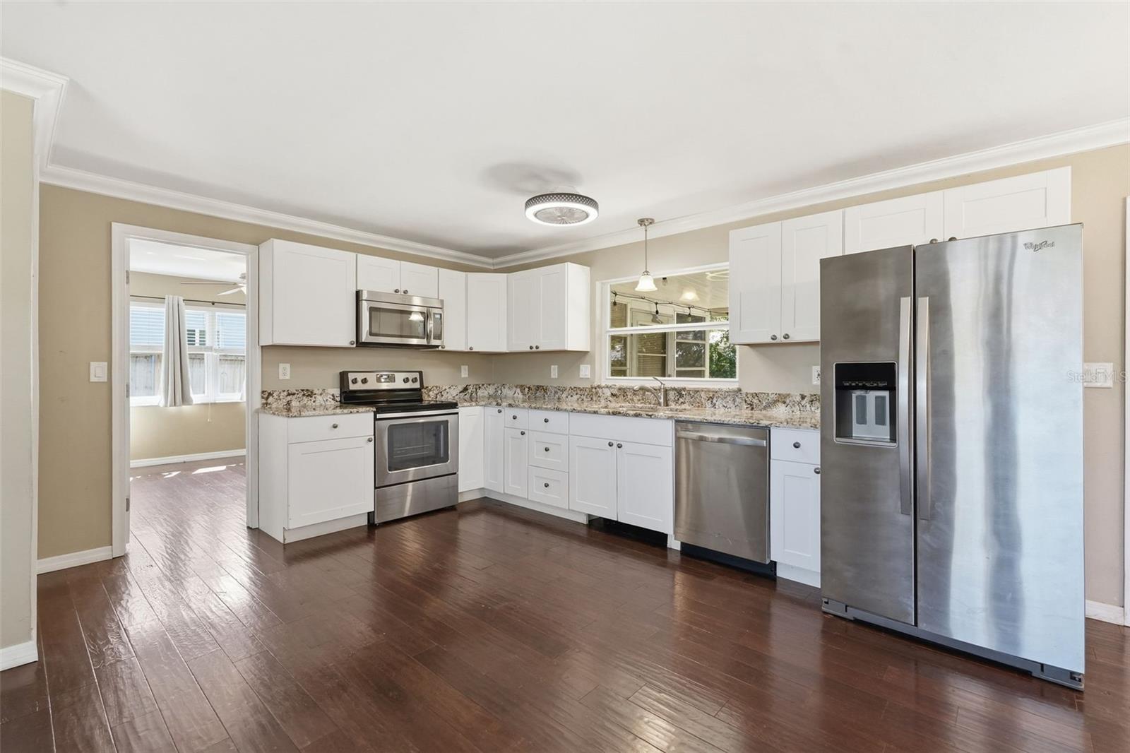 Image 4 of 27 For 2171 Scotland Drive