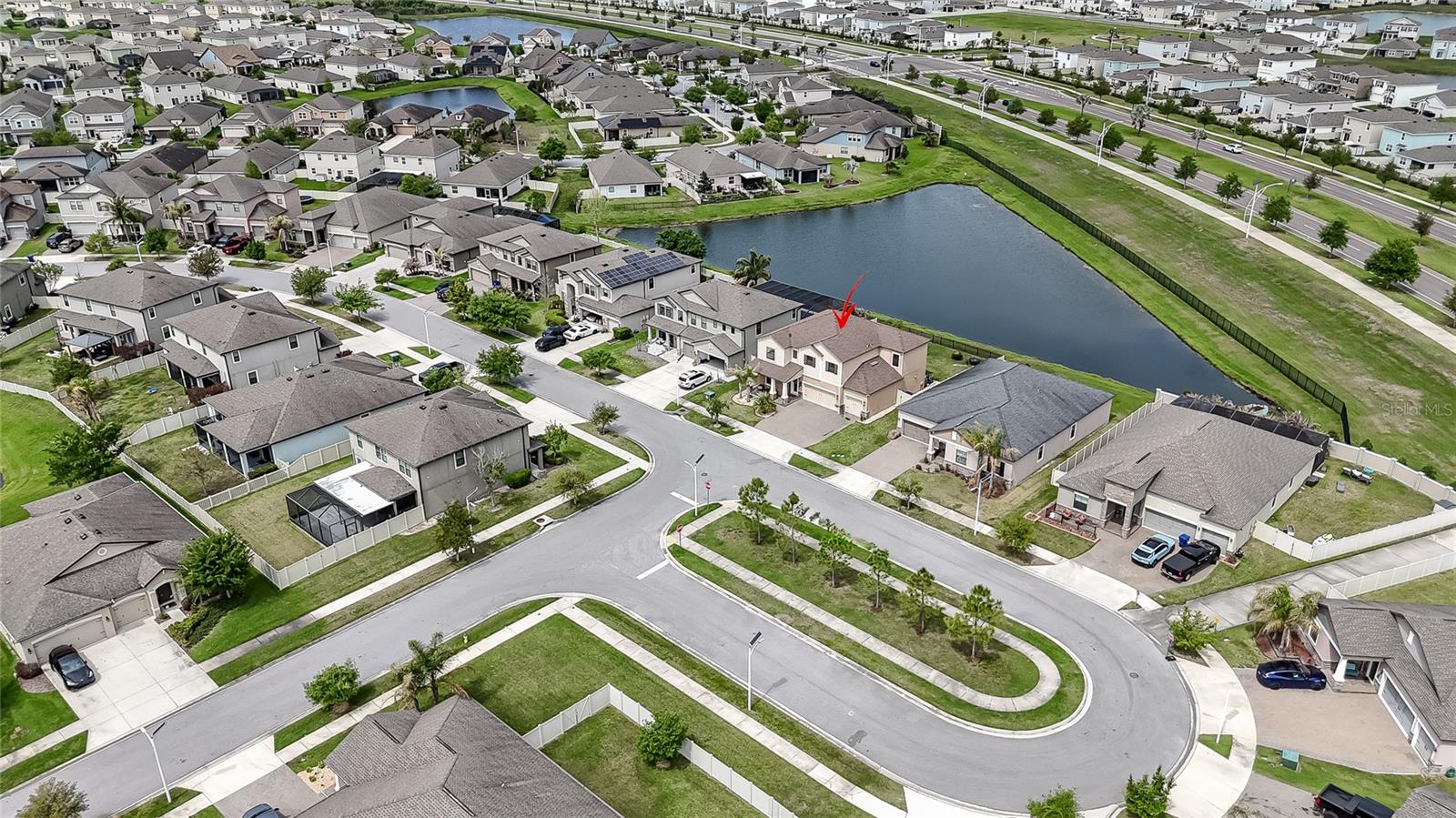 Listing photo id 46 for 8099 Lago Mist Way