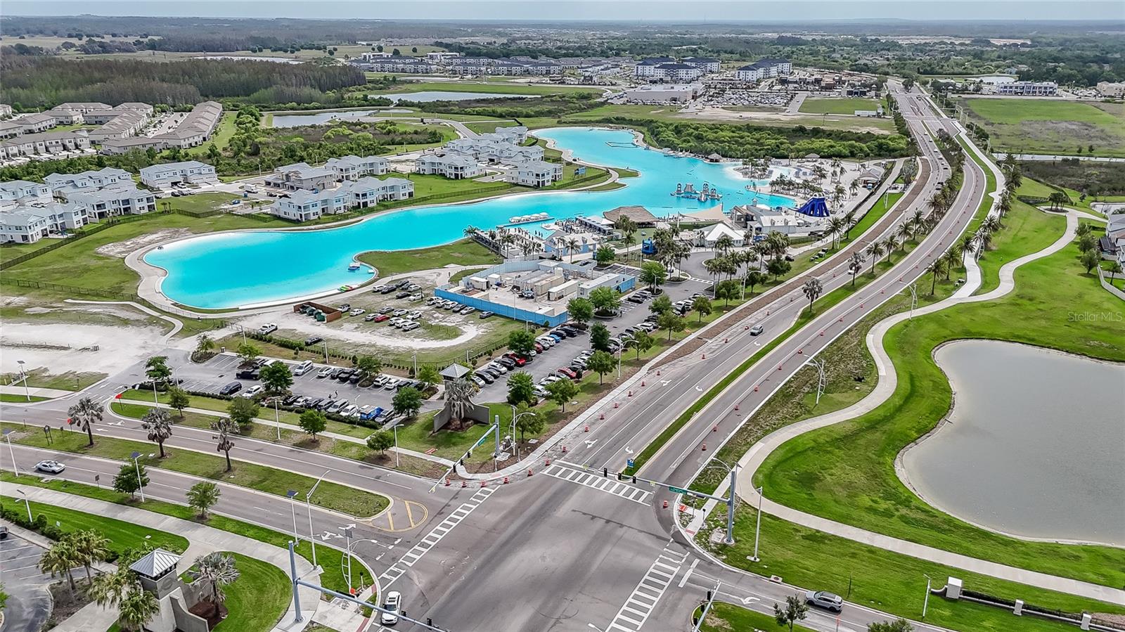 Listing photo id 48 for 8099 Lago Mist Way