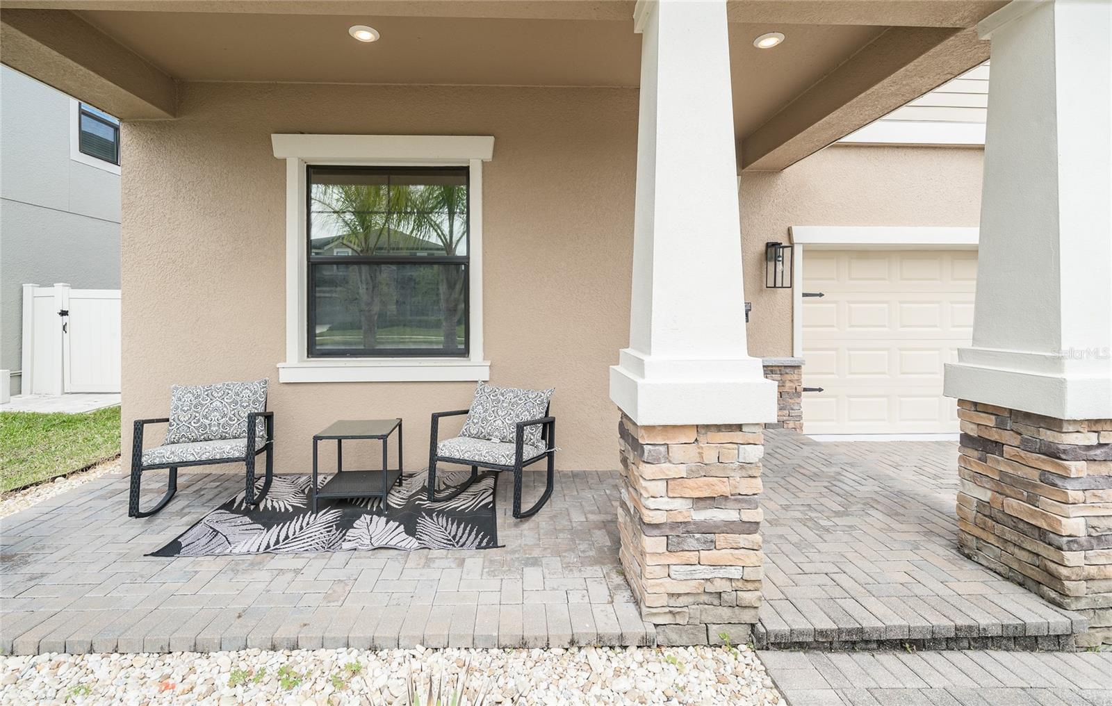 Listing photo id 7 for 8099 Lago Mist Way