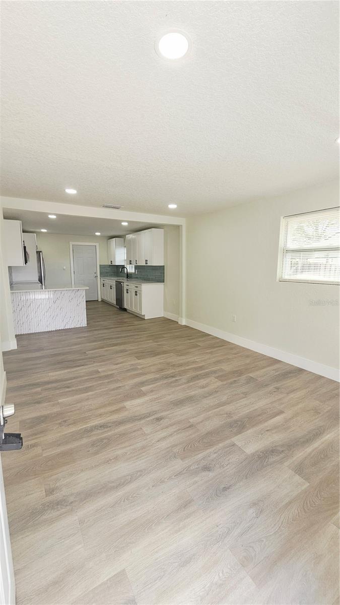 Image 3 of 19 For 8419 Ola Avenue