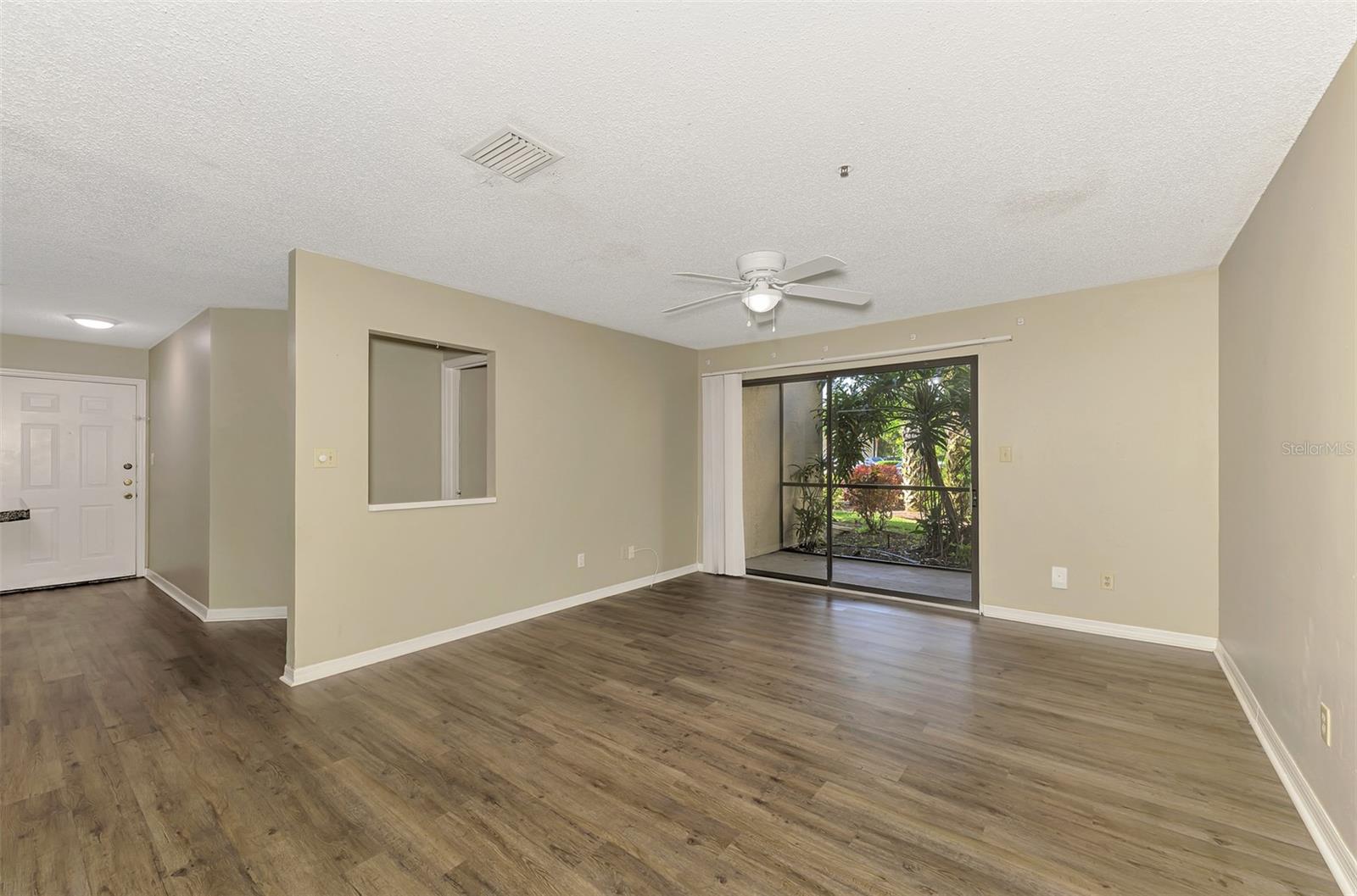 Image 26 of 51 For 4045 Crockers Lake Boulevard 11