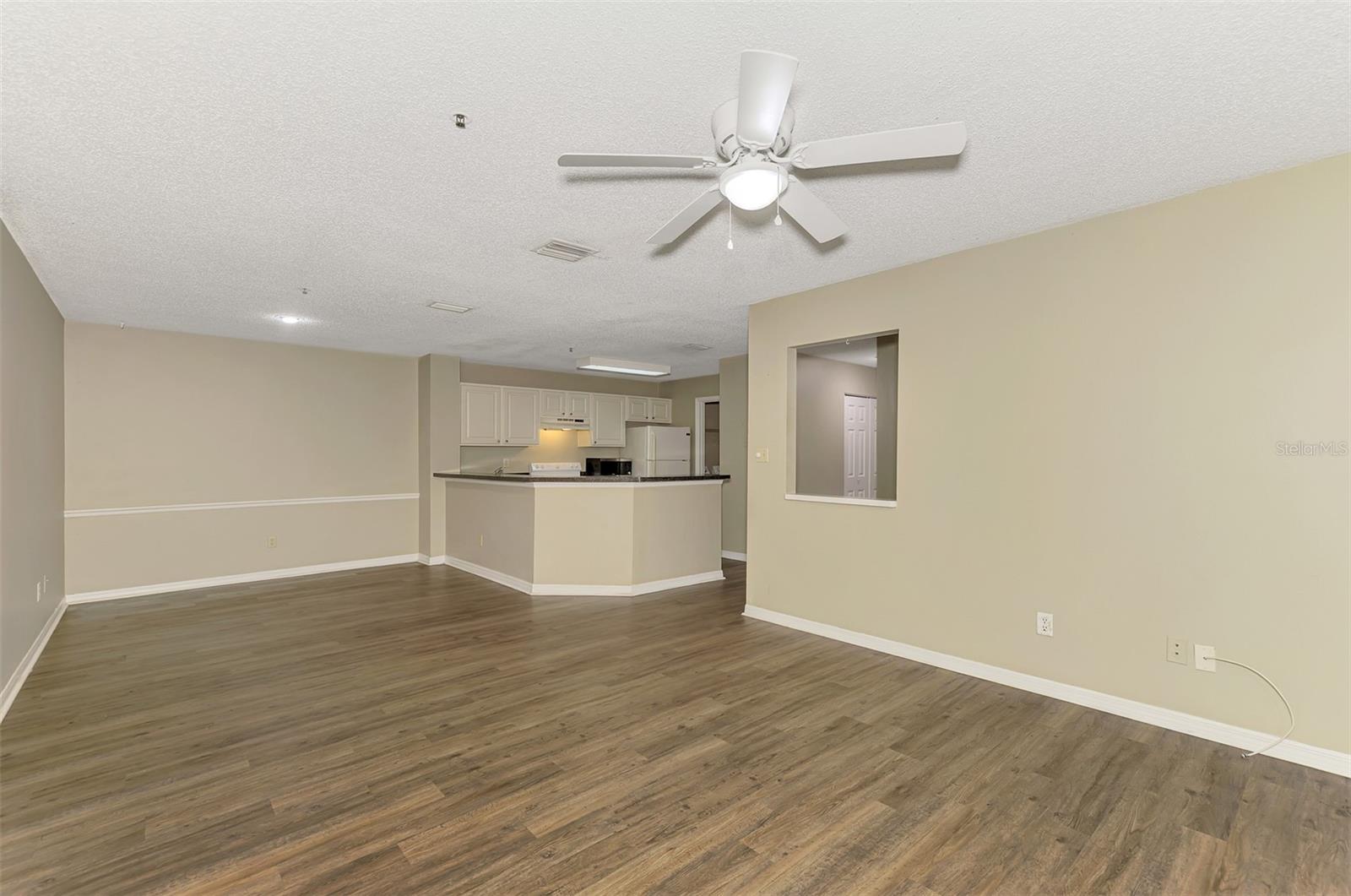 Image 27 of 51 For 4045 Crockers Lake Boulevard 11