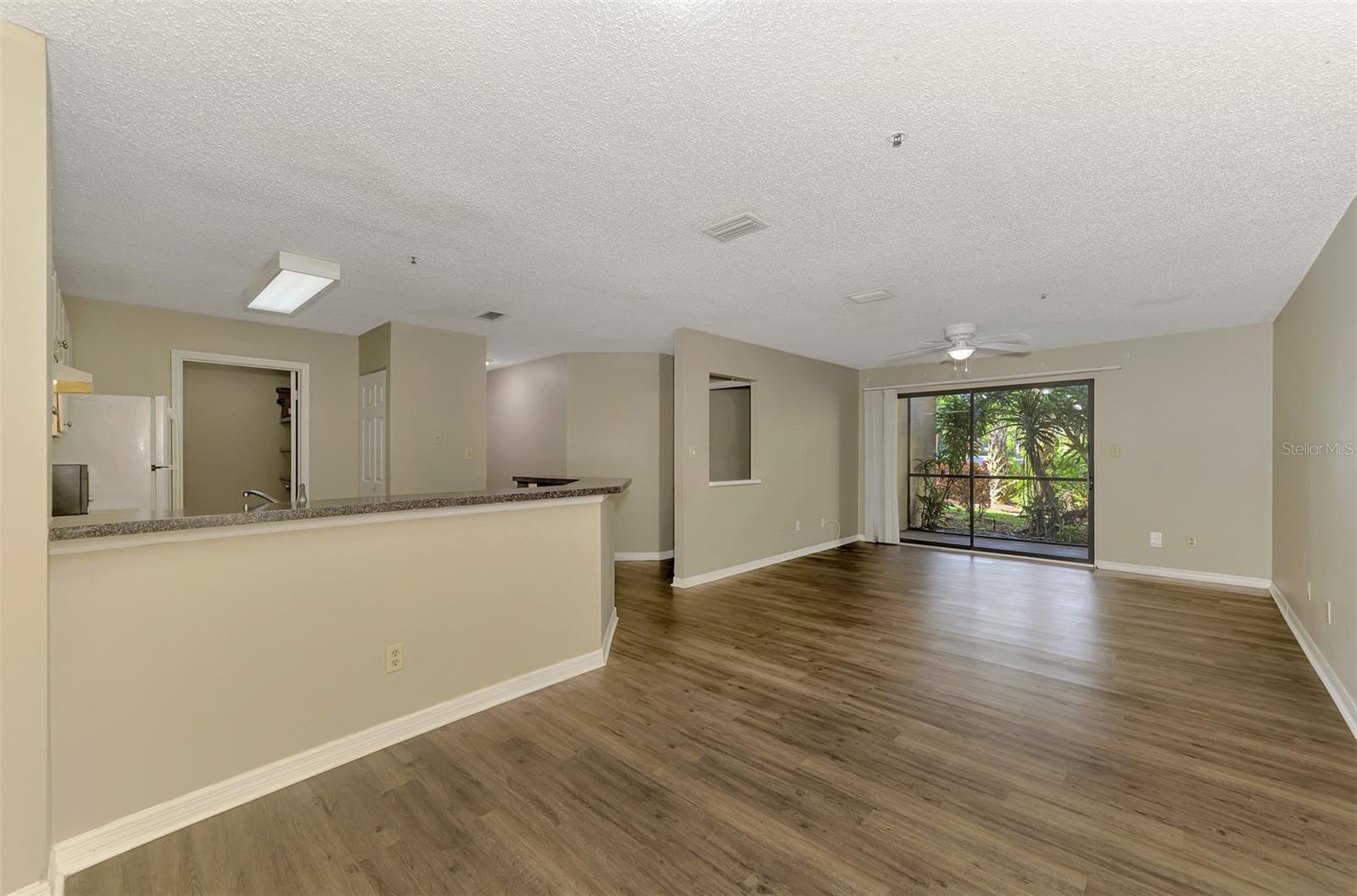 Image 30 of 51 For 4045 Crockers Lake Boulevard 11