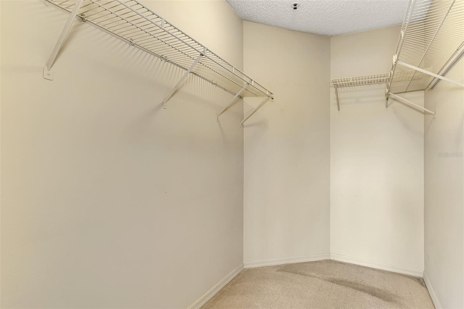 Image 36 of 51 For 4045 Crockers Lake Boulevard 11