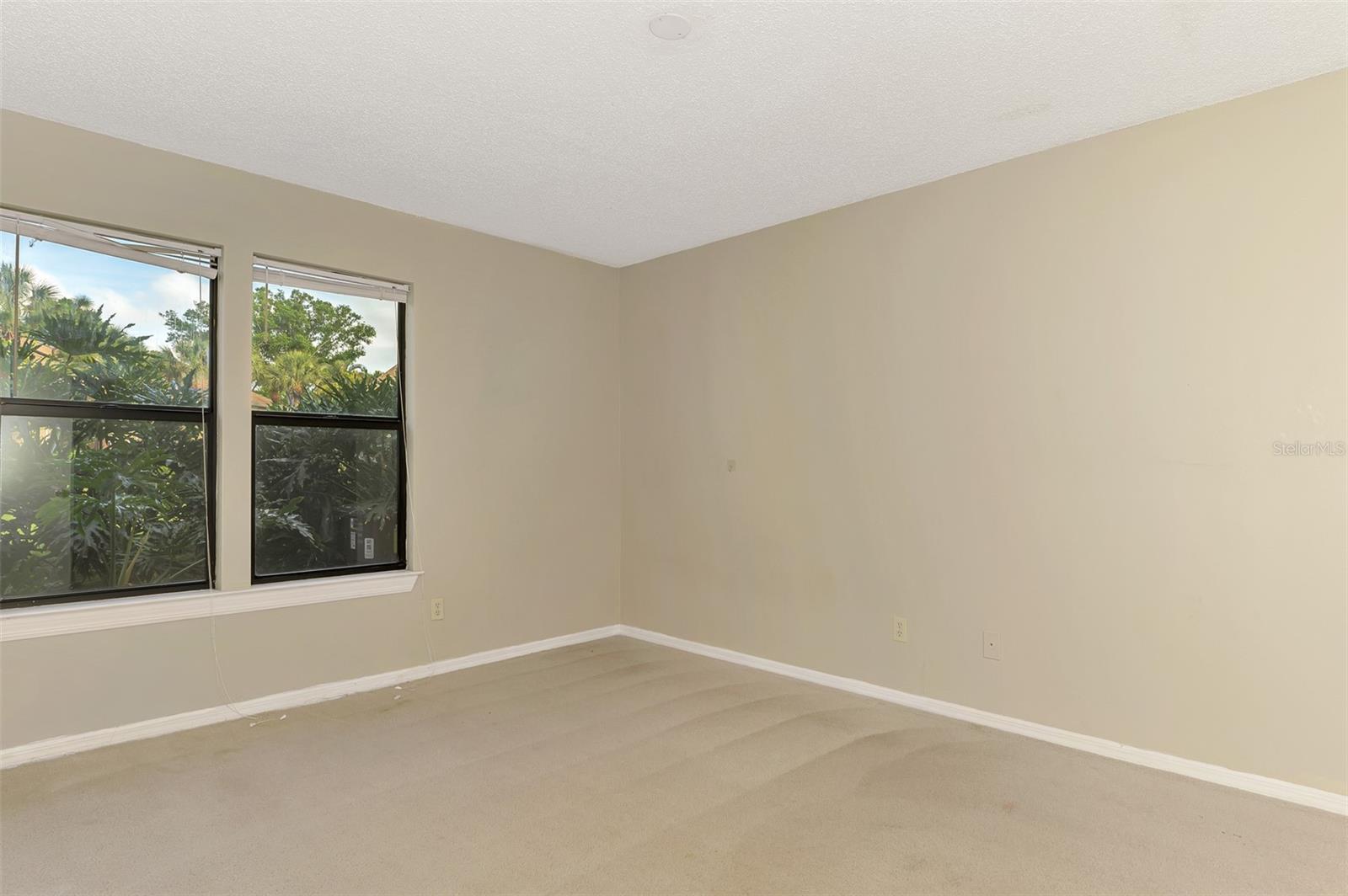 Image 37 of 51 For 4045 Crockers Lake Boulevard 11