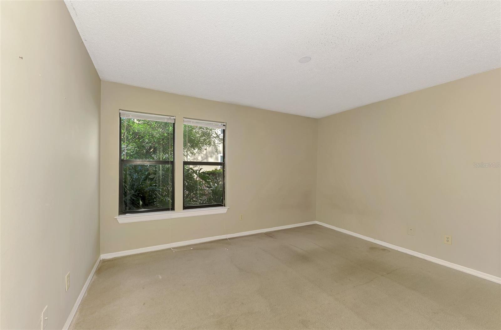 Image 40 of 51 For 4045 Crockers Lake Boulevard 11