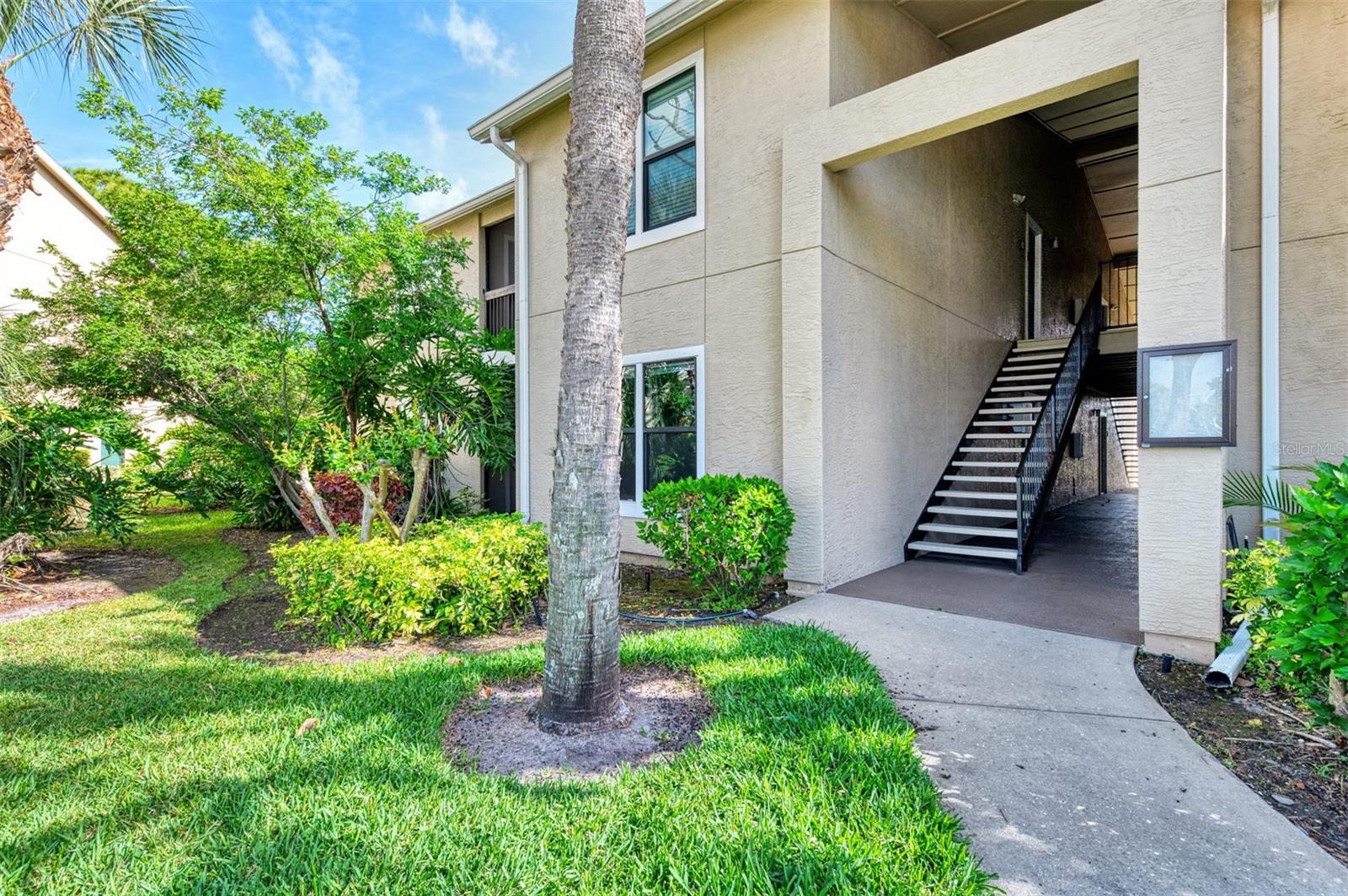 Image 8 of 51 For 4045 Crockers Lake Boulevard 11