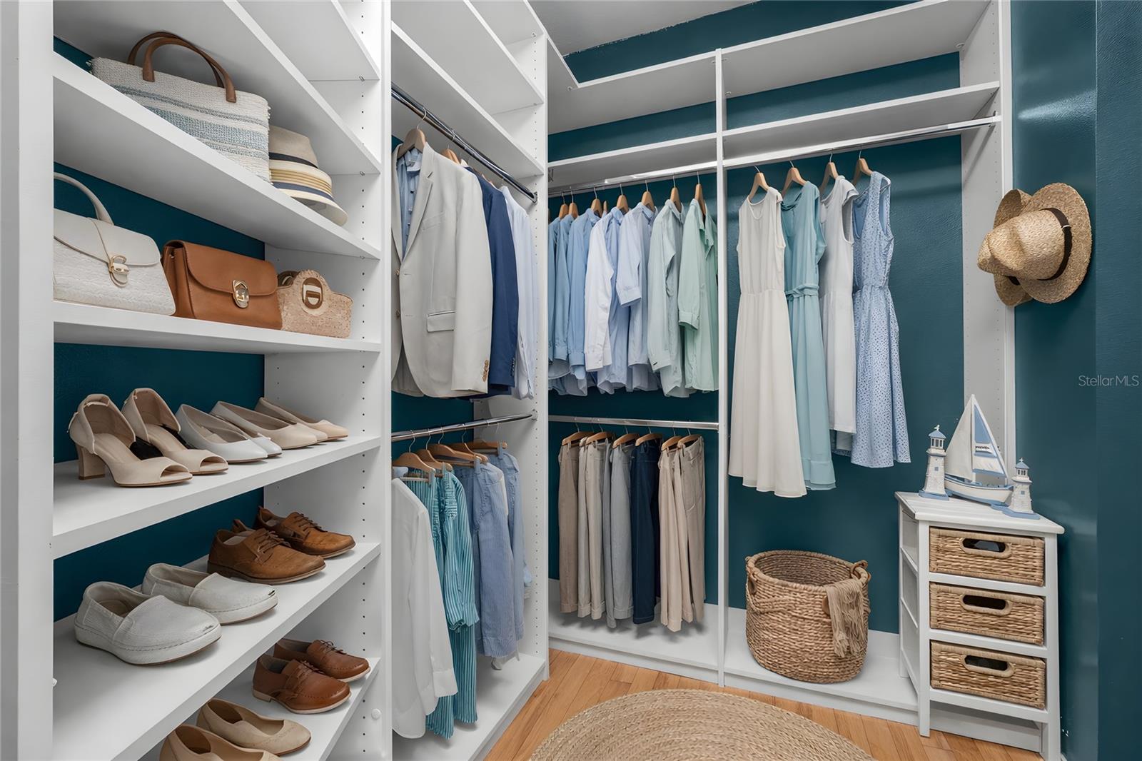 Image 23 of 46 For 15805 Muirfield Drive