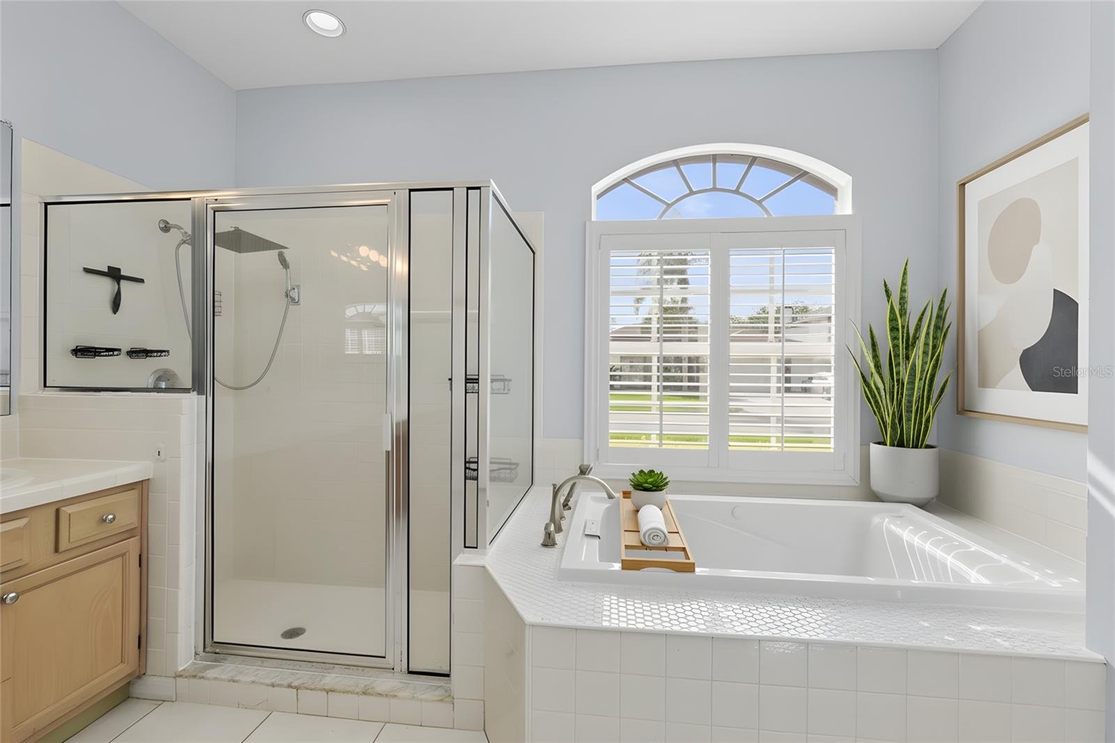 Image 25 of 46 For 15805 Muirfield Drive