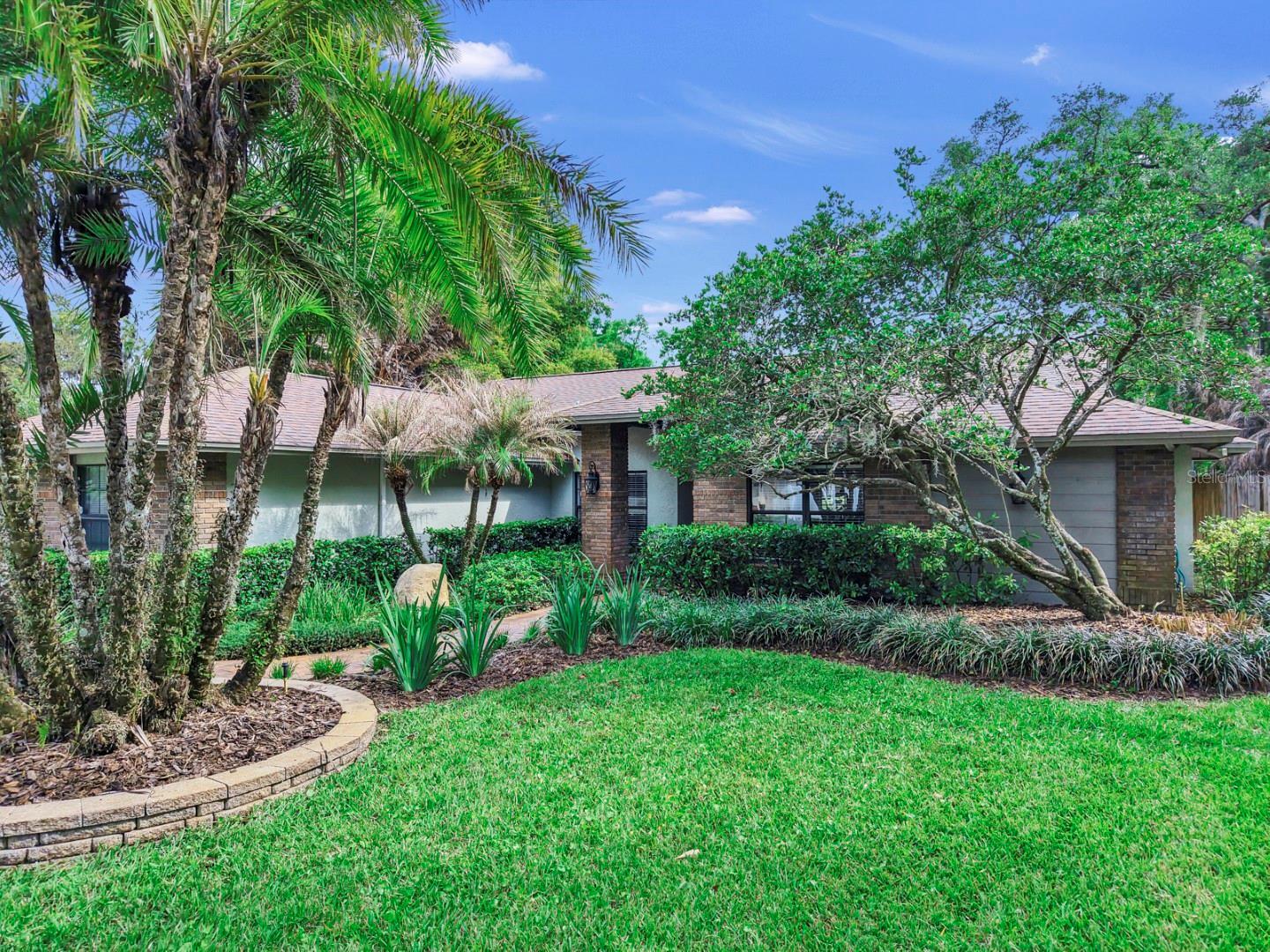 Image 11 of 90 For 401 Penn National Road