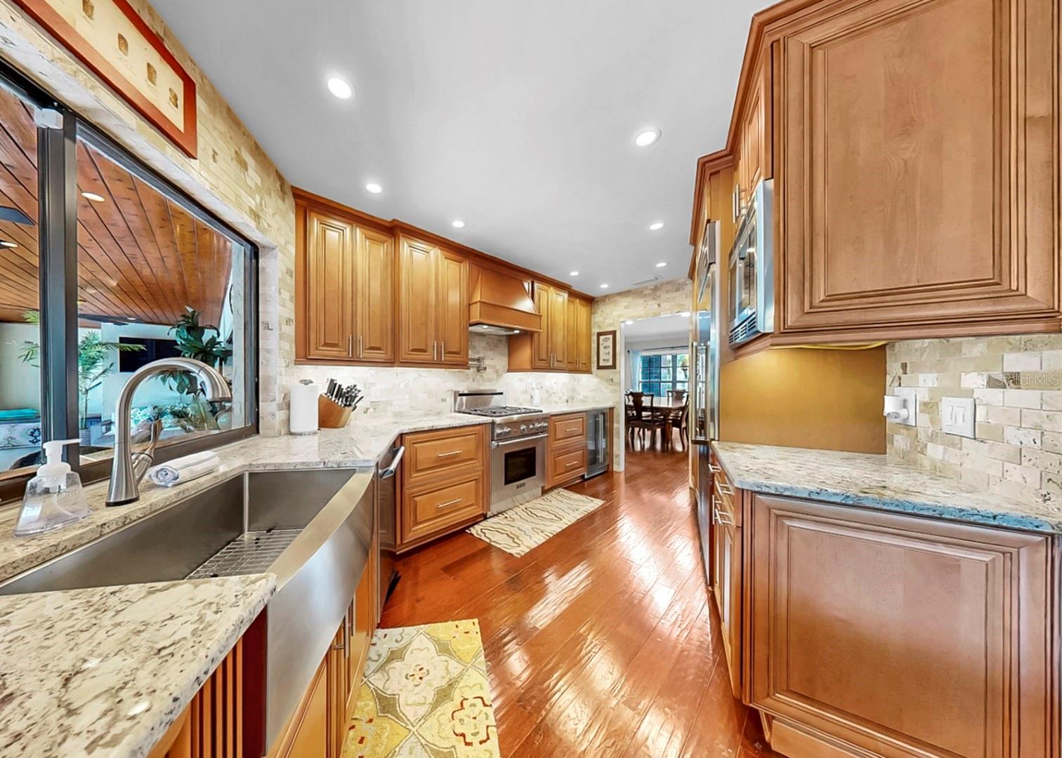 Image 24 of 90 For 401 Penn National Road