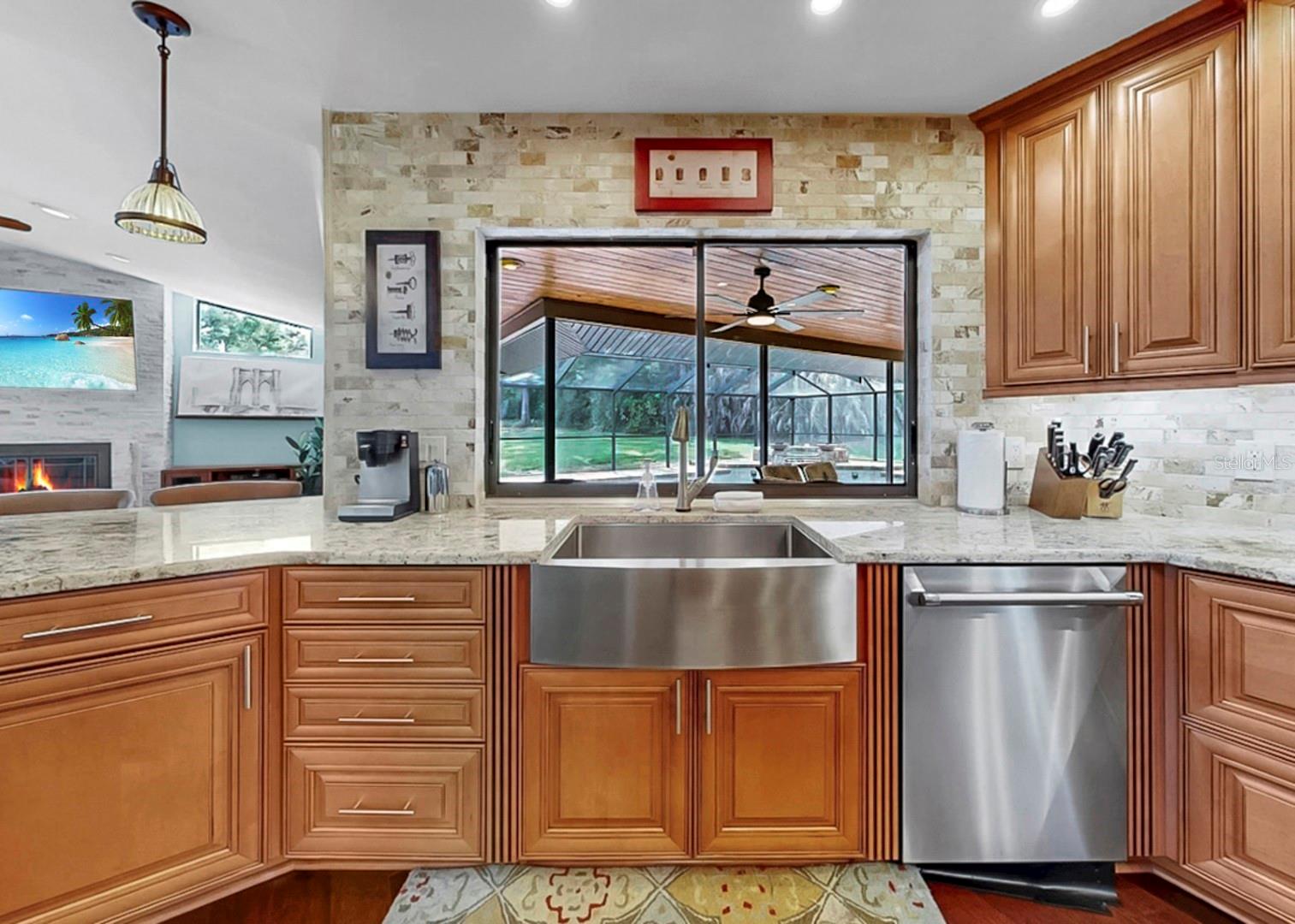 Image 29 of 90 For 401 Penn National Road