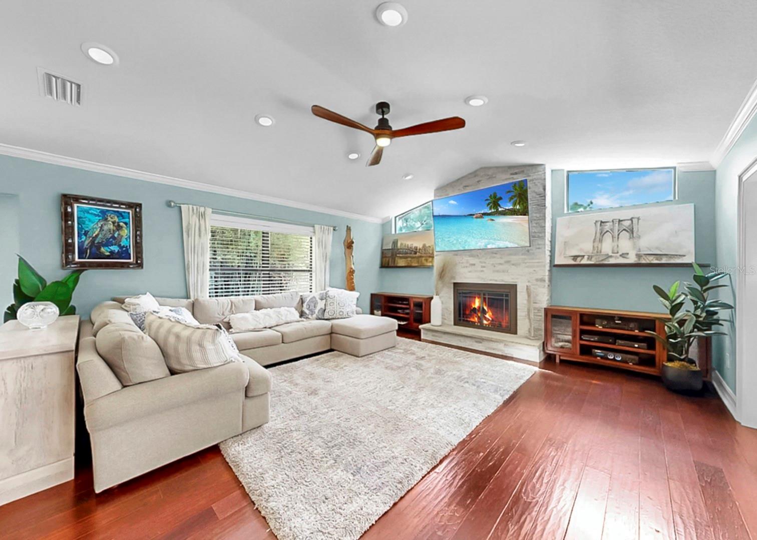 Image 34 of 90 For 401 Penn National Road