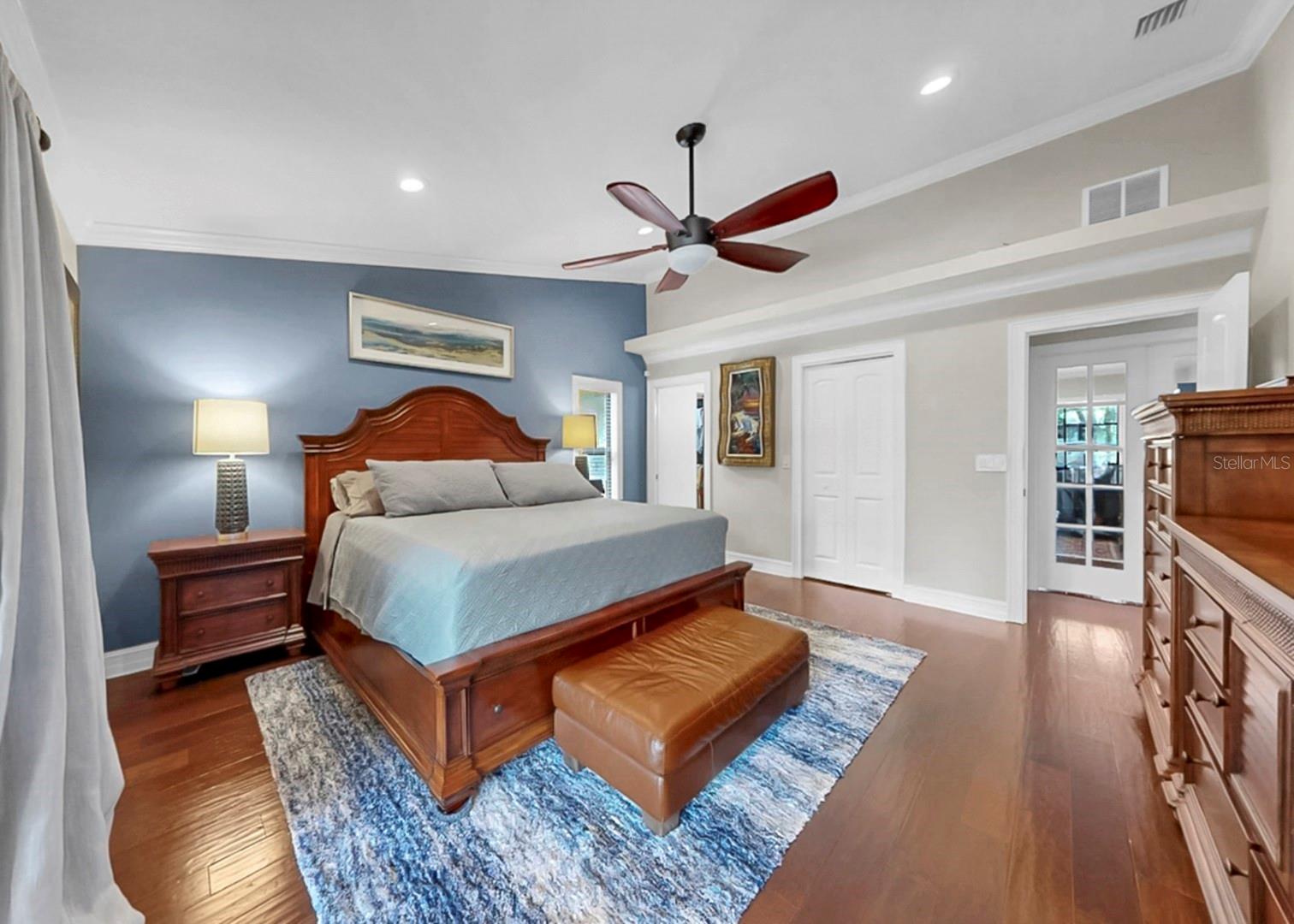 Image 42 of 90 For 401 Penn National Road