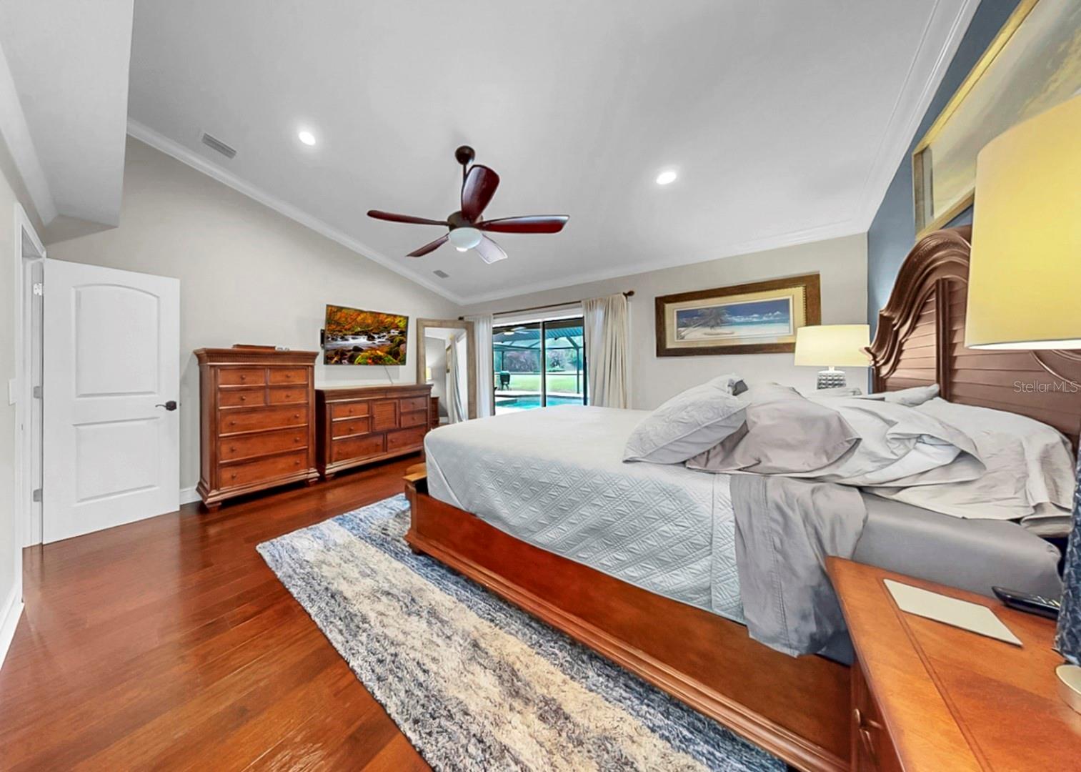 Image 43 of 90 For 401 Penn National Road