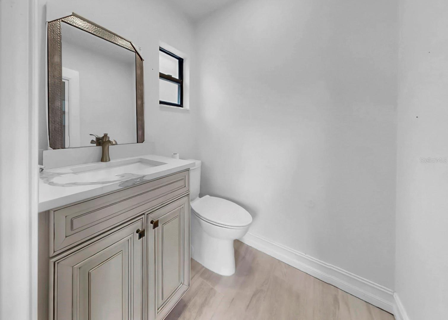 Image 55 of 90 For 401 Penn National Road