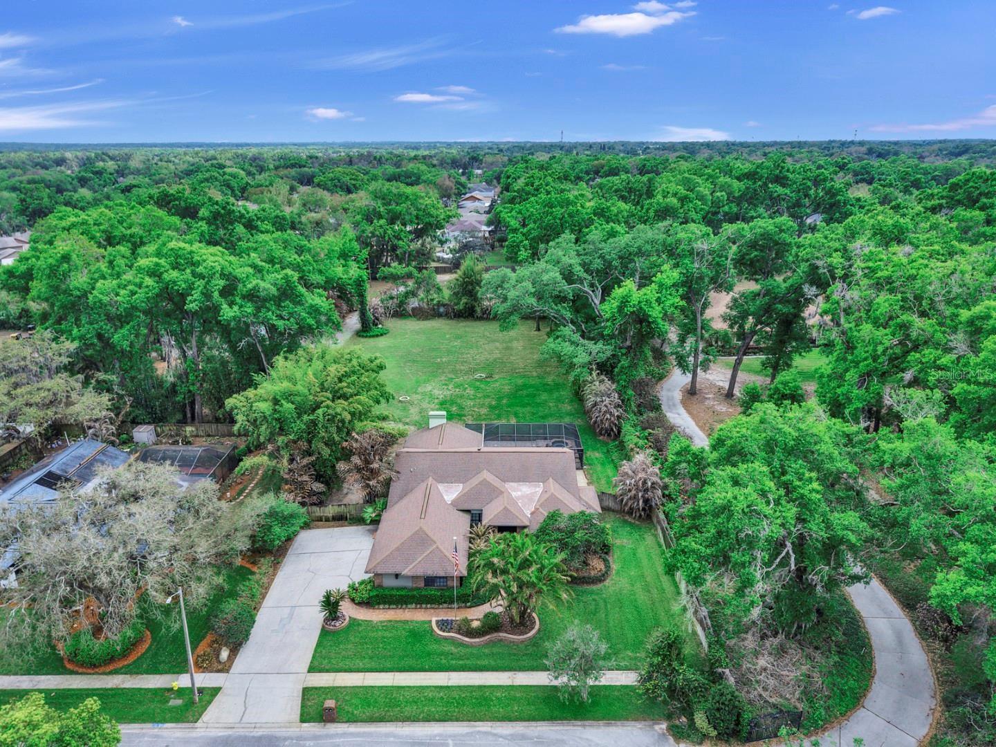 Image 7 of 90 For 401 Penn National Road