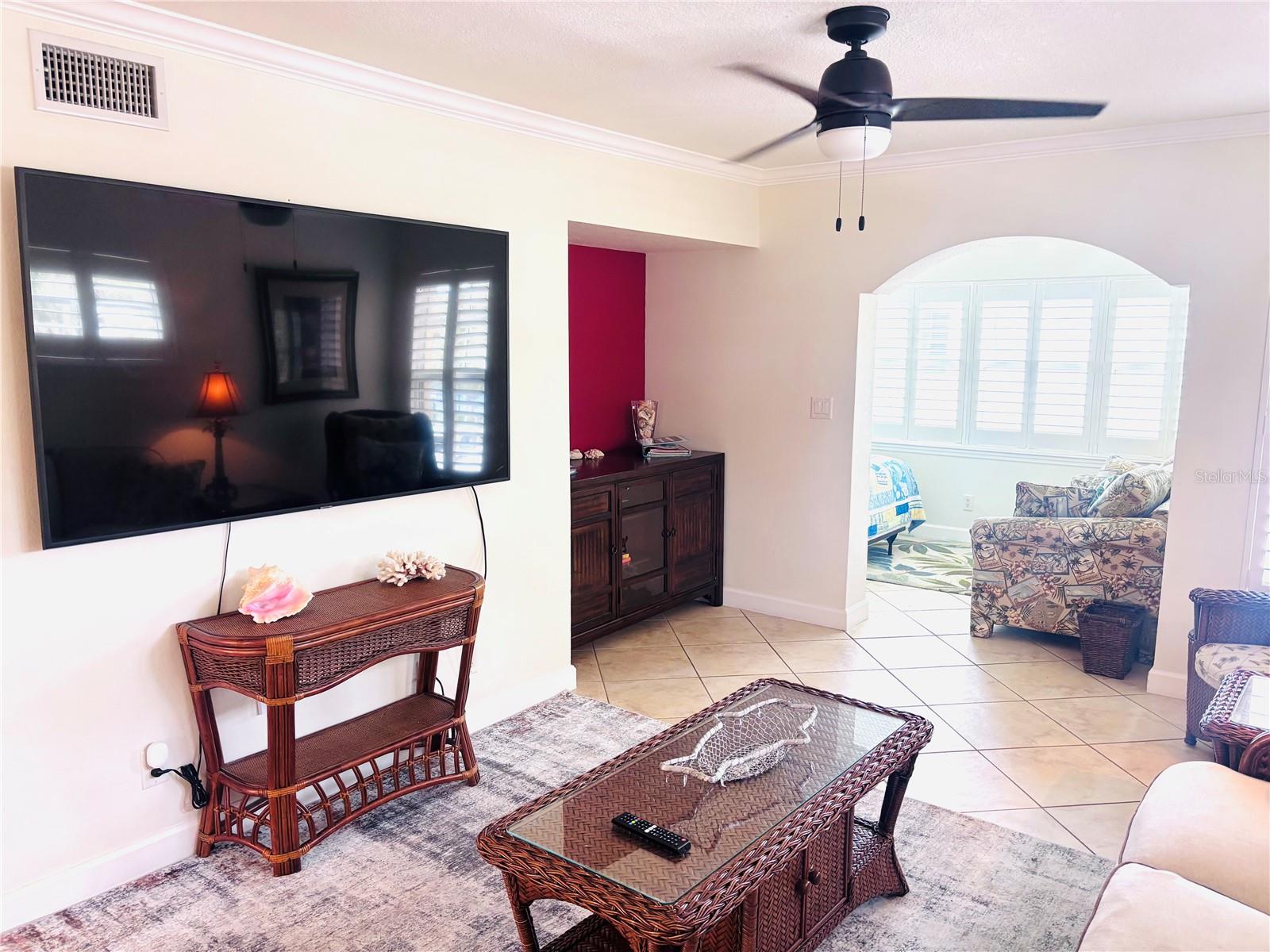 Image 5 of 24 For 19417 Gulf Boulevard B209