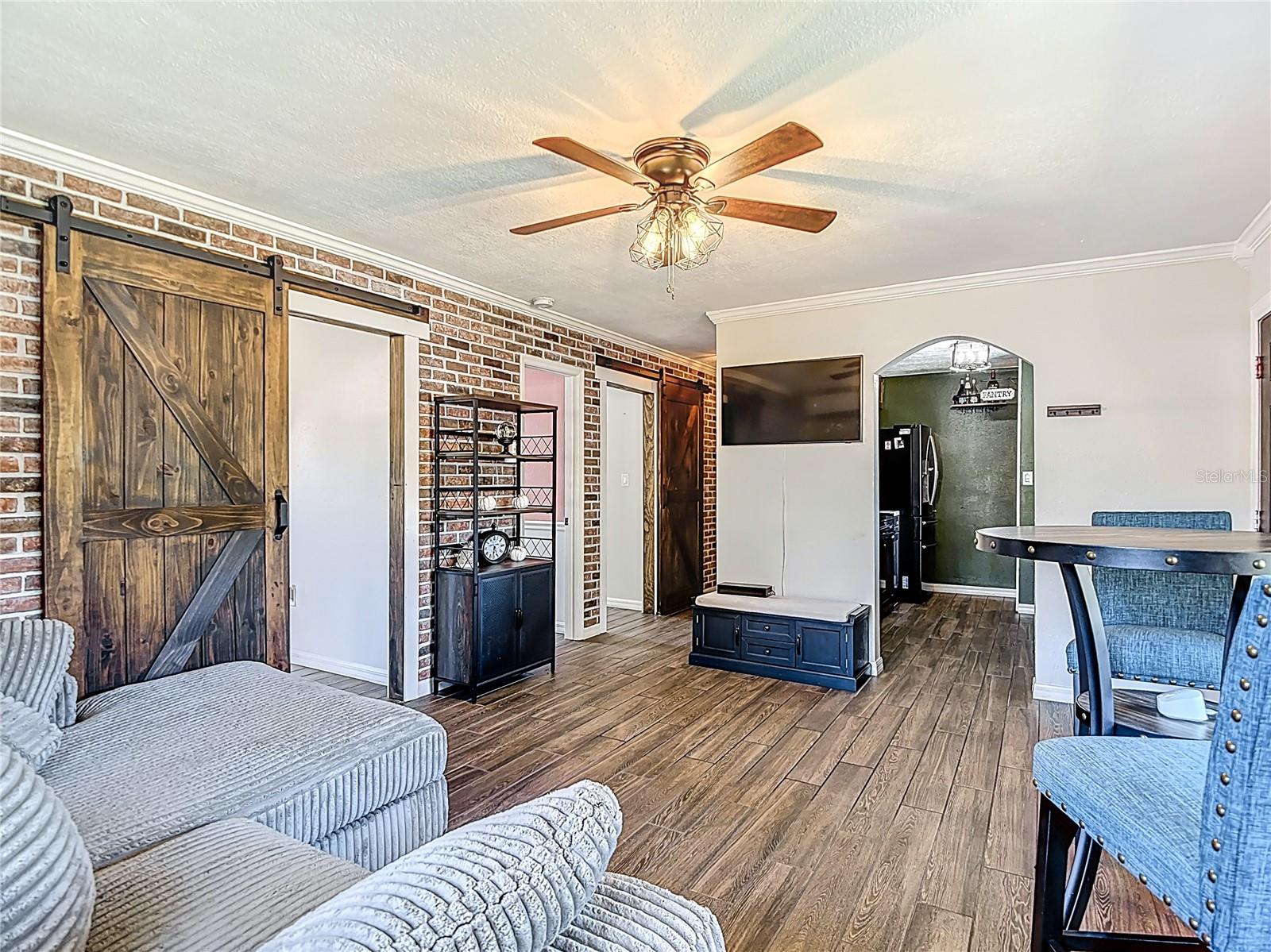 Image 16 of 36 For 5335 Lemon Avenue