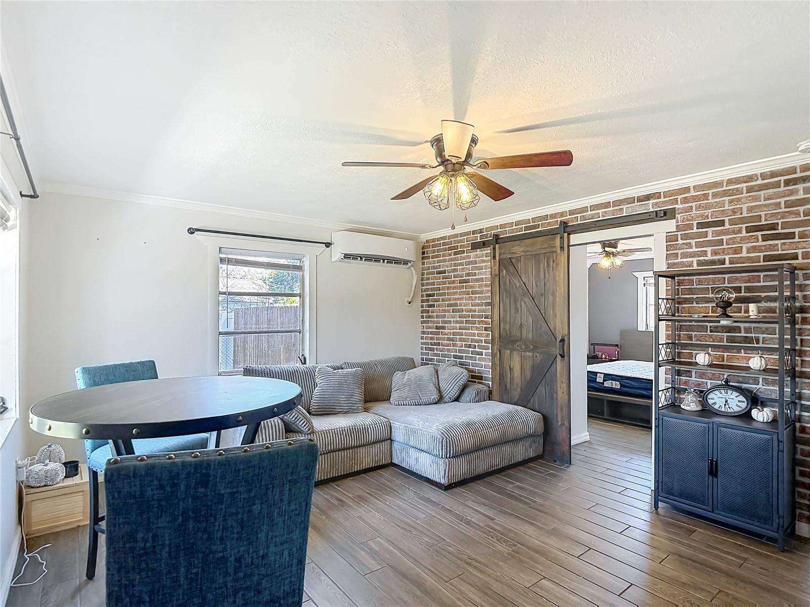 Image 19 of 36 For 5335 Lemon Avenue