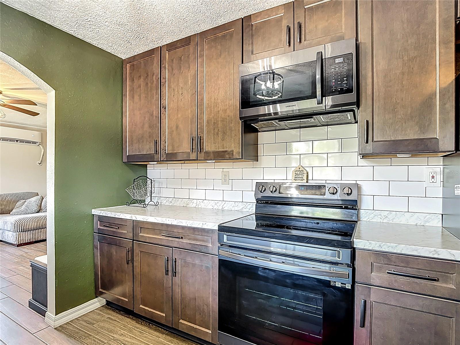 Image 23 of 36 For 5335 Lemon Avenue