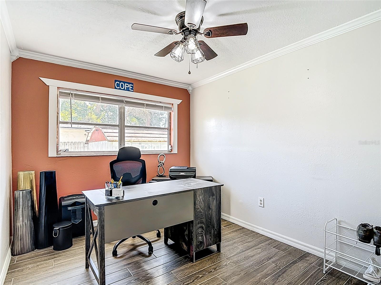 Image 24 of 36 For 5335 Lemon Avenue