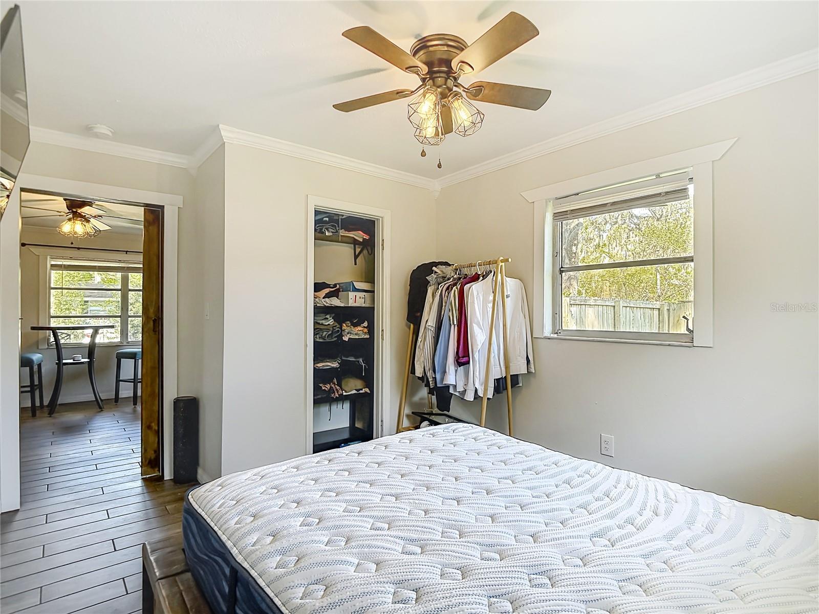 Image 27 of 36 For 5335 Lemon Avenue