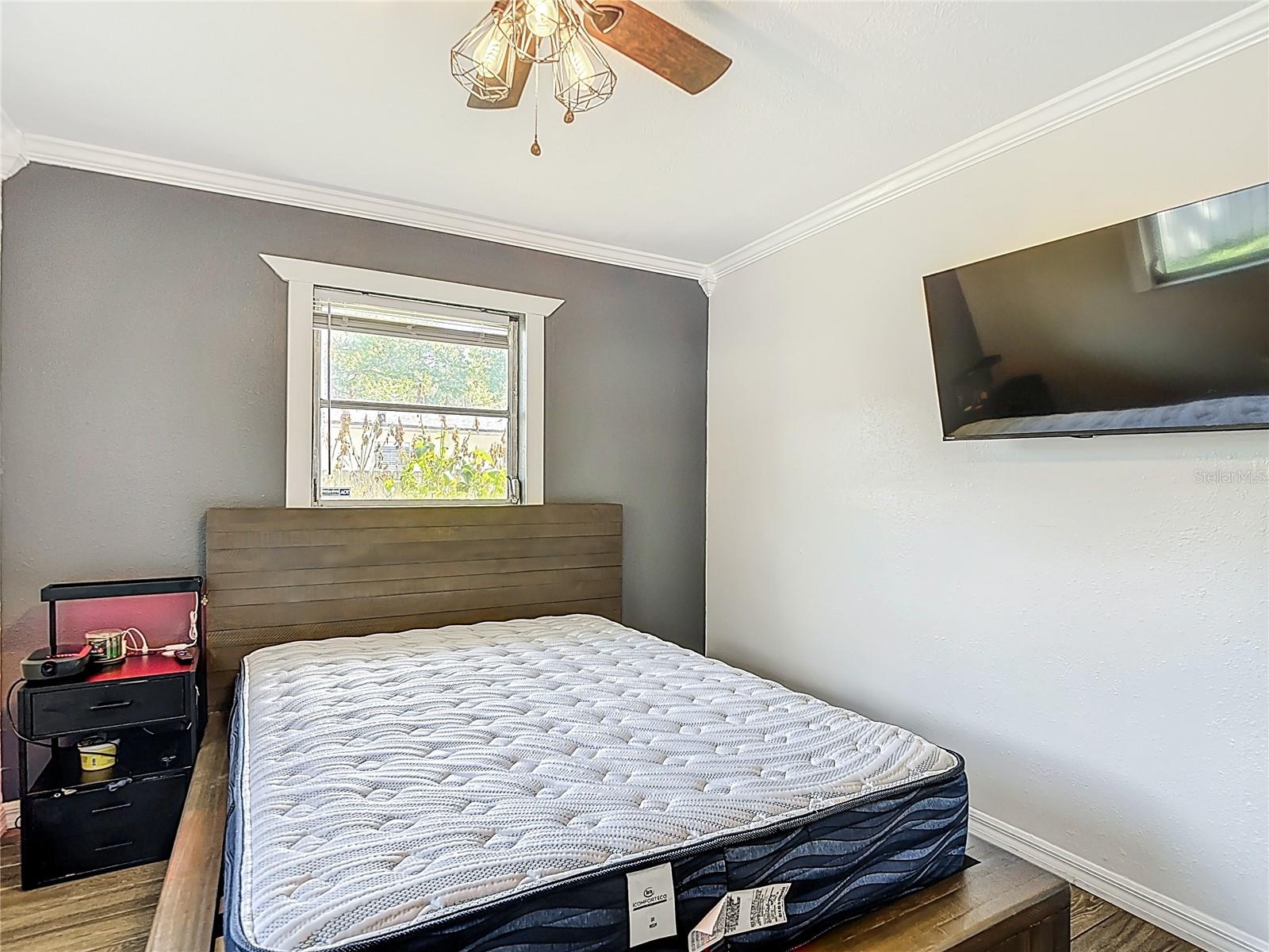 Image 29 of 36 For 5335 Lemon Avenue