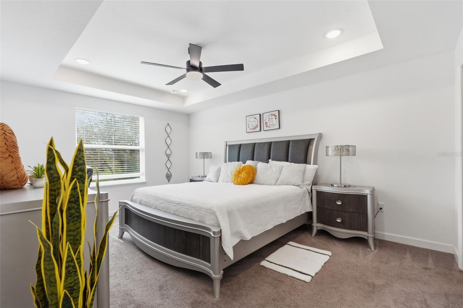 Listing photo id 15 for 2314 Lema Drive