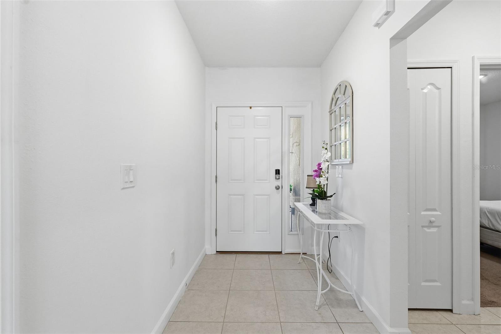 Listing photo id 5 for 2314 Lema Drive