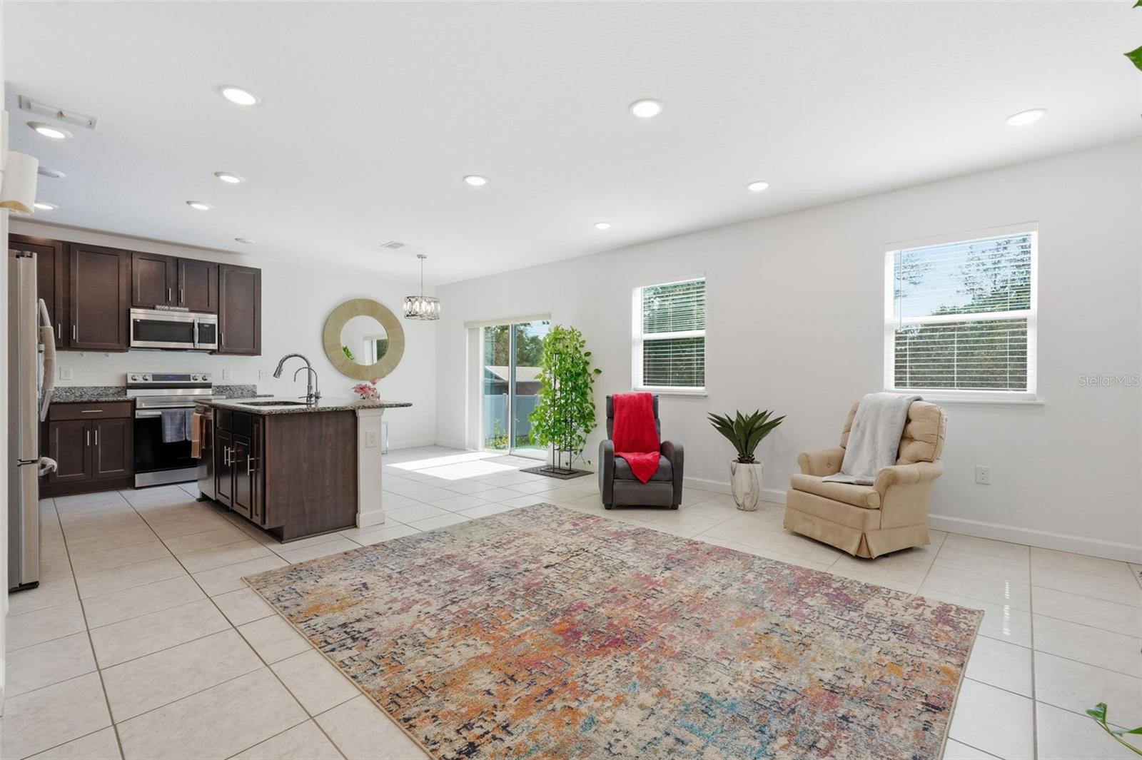 Listing photo id 7 for 2314 Lema Drive