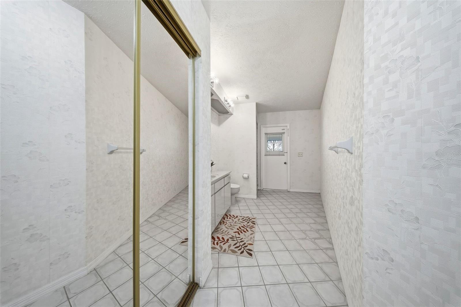 Image 31 of 63 For 20140 County Line Road