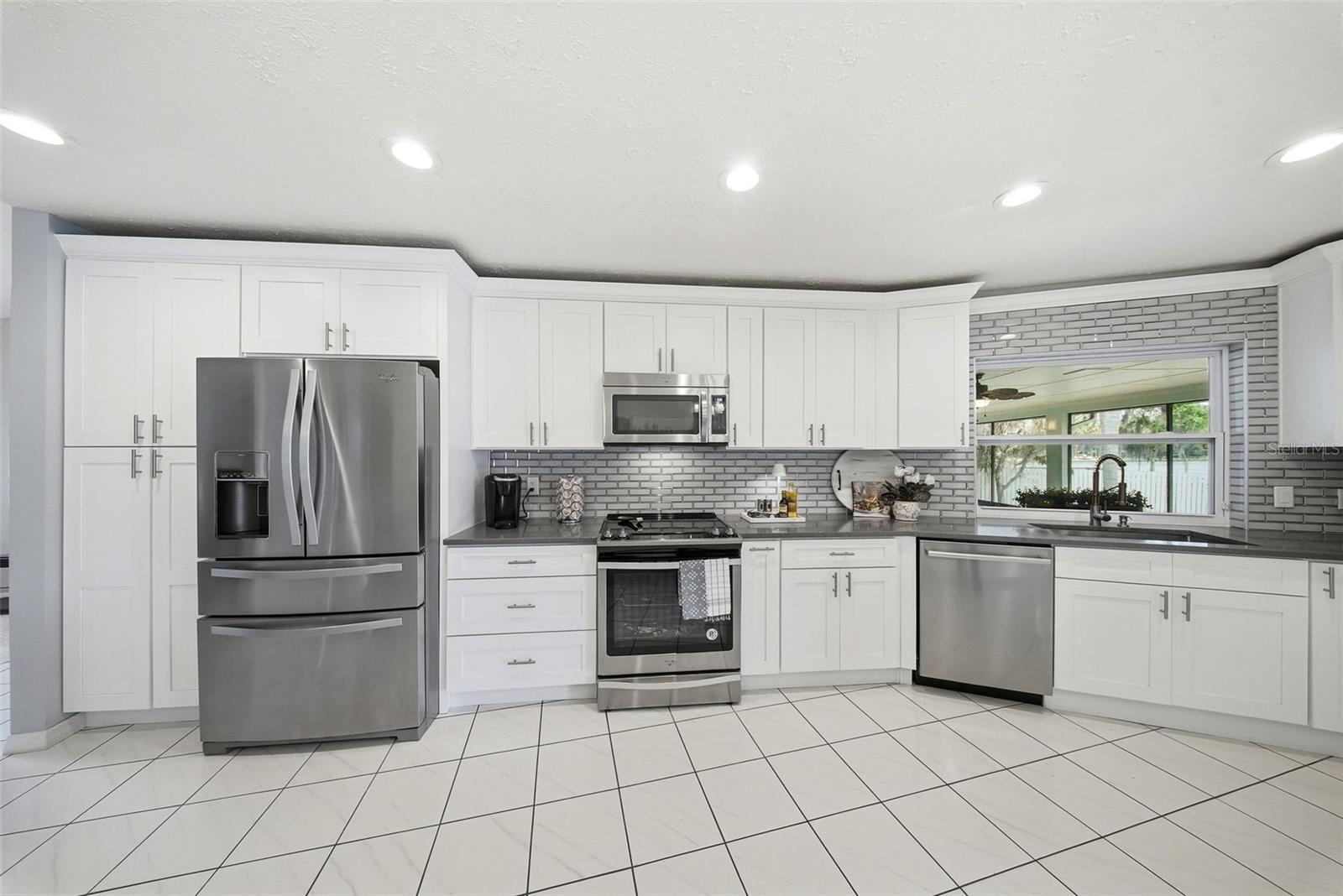 Image 49 of 63 For 20140 County Line Road