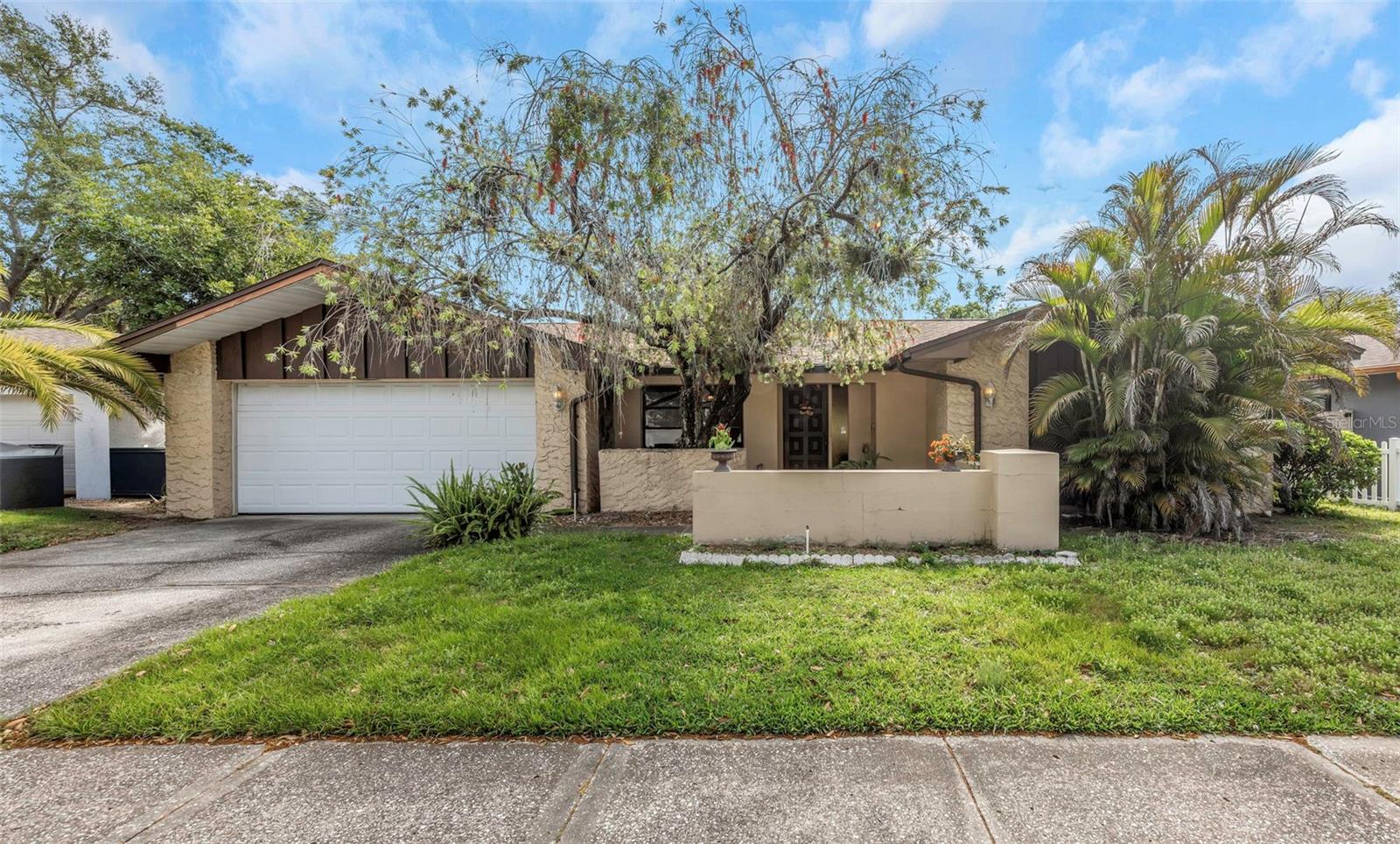 Details for 107 Country Villas Drive, SAFETY HARBOR, FL 34695