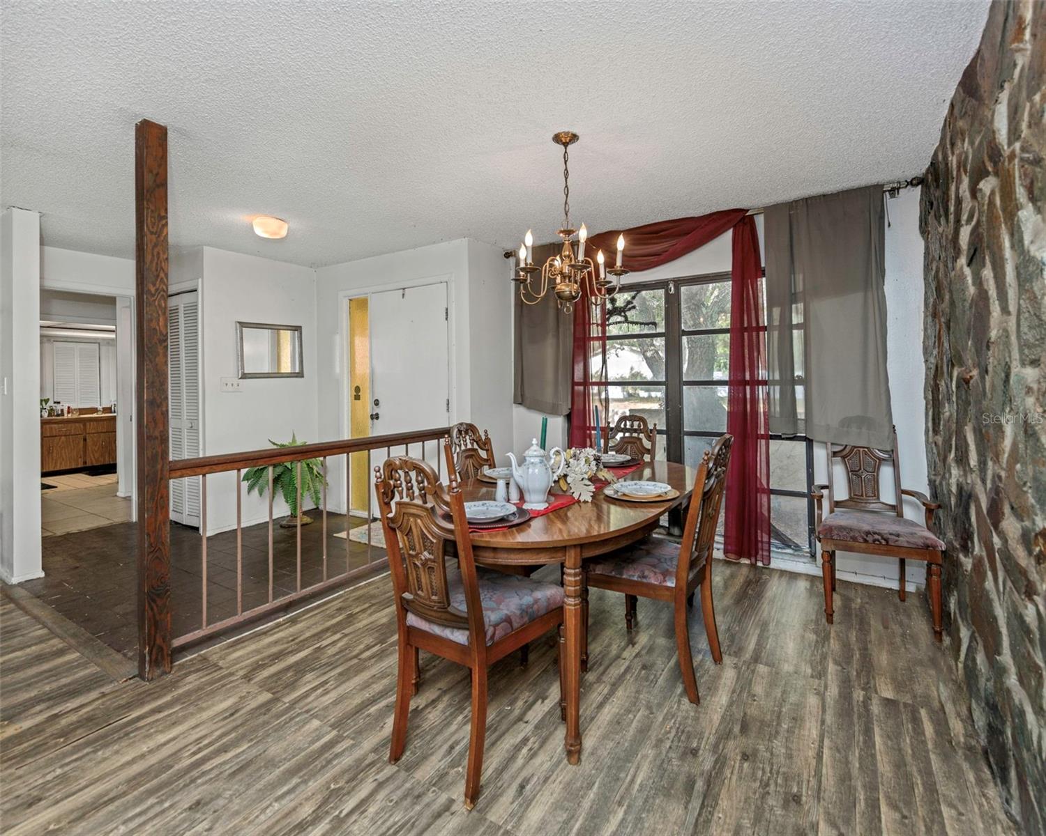 Image 24 of 56 For 107 Country Villas Drive